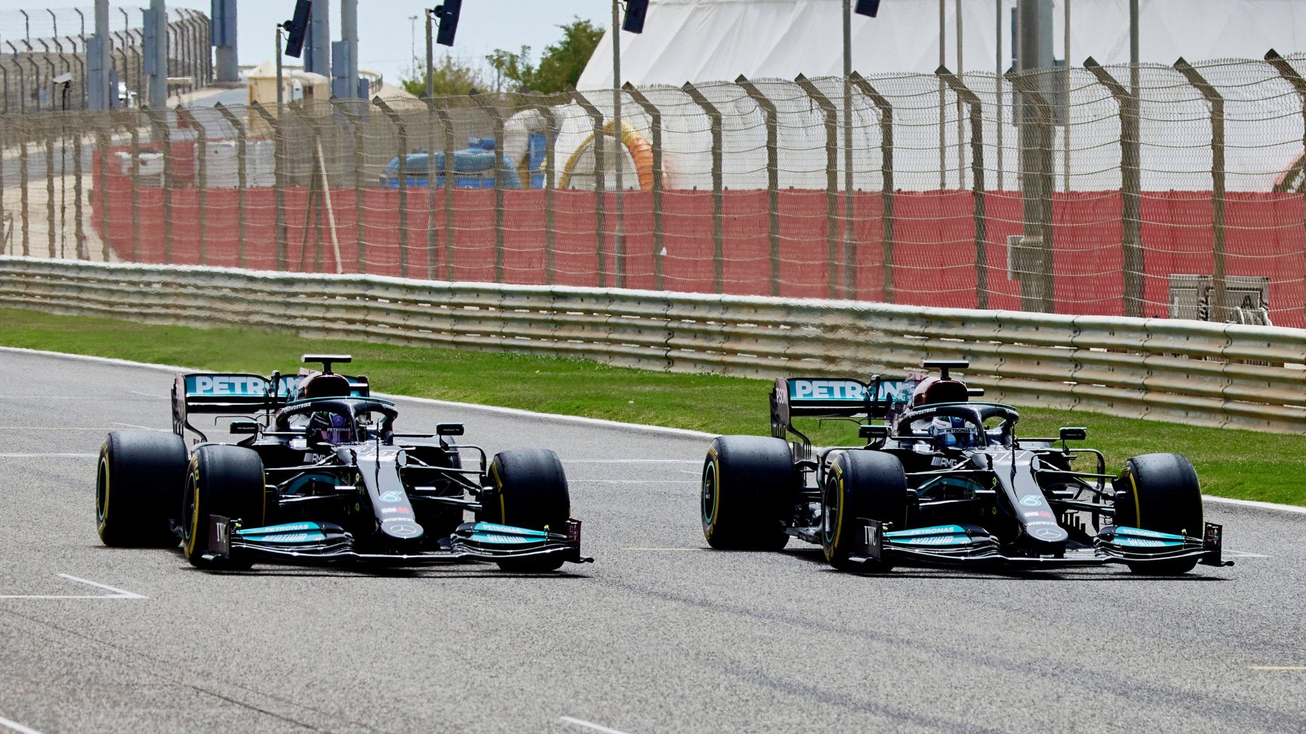Photo Video: Mercedes Does Filming Run In Bahrain With Hamilton Bottas