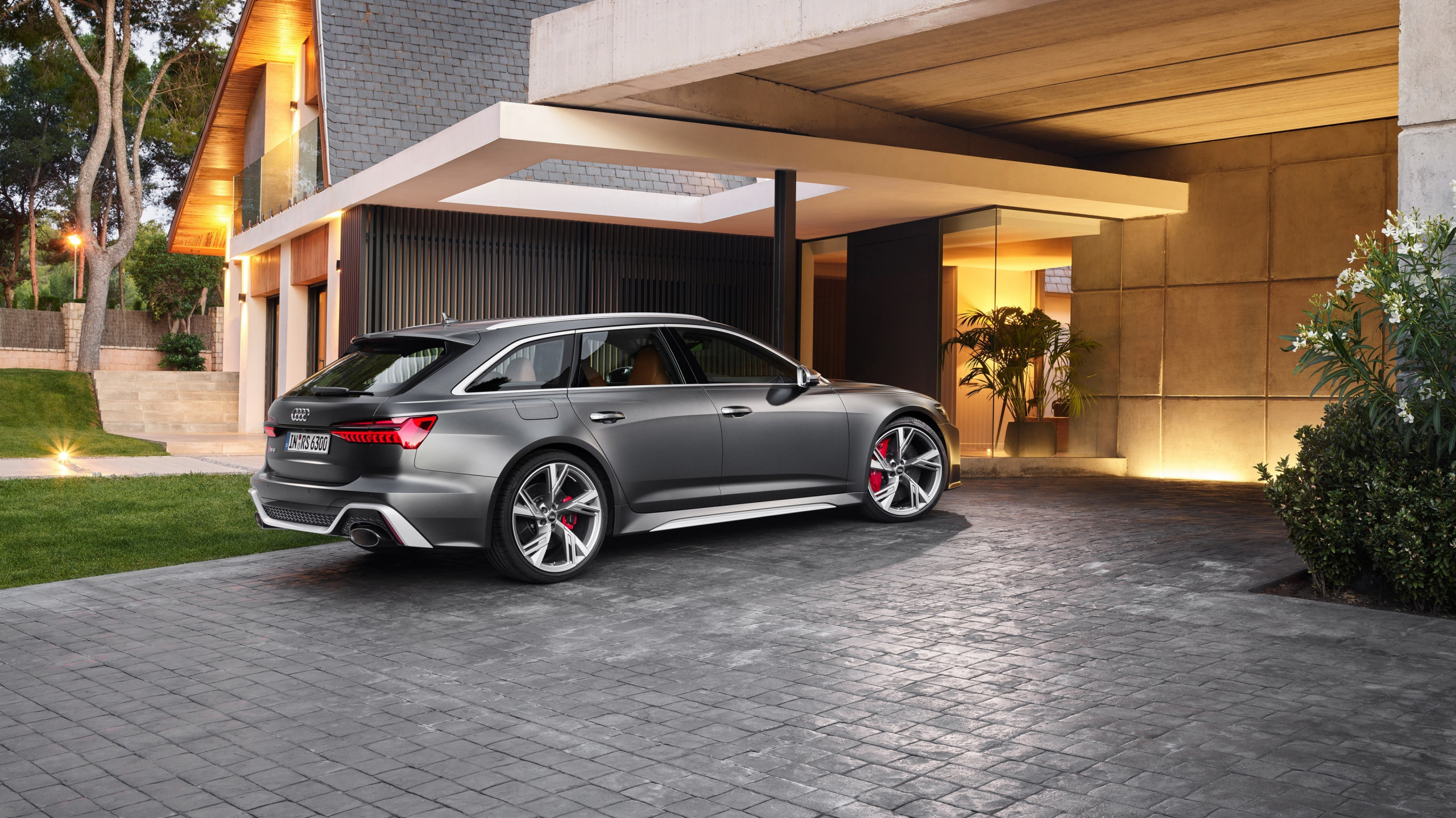 Download wallpaper: Audi RS 6 Avant 2560x1440