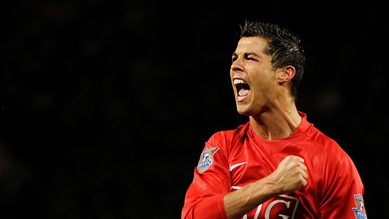 Manchester United says it has reached an agreement with Juventus for the transfer of Cristiano Ronaldo