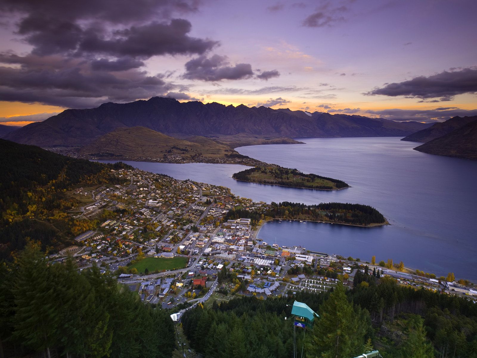 queenstown outlets nike