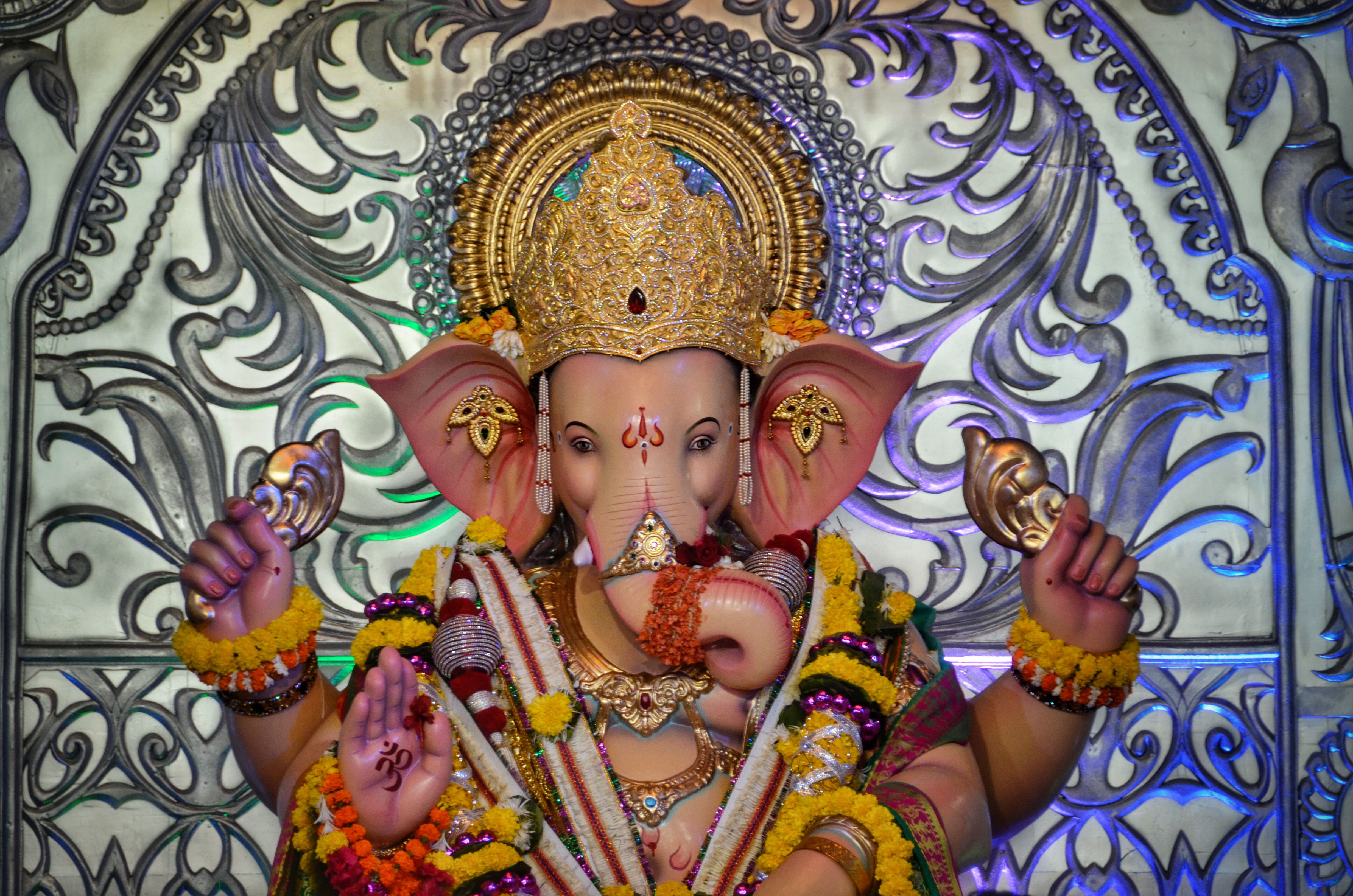 Famous Mumbai Ganesh Idols
