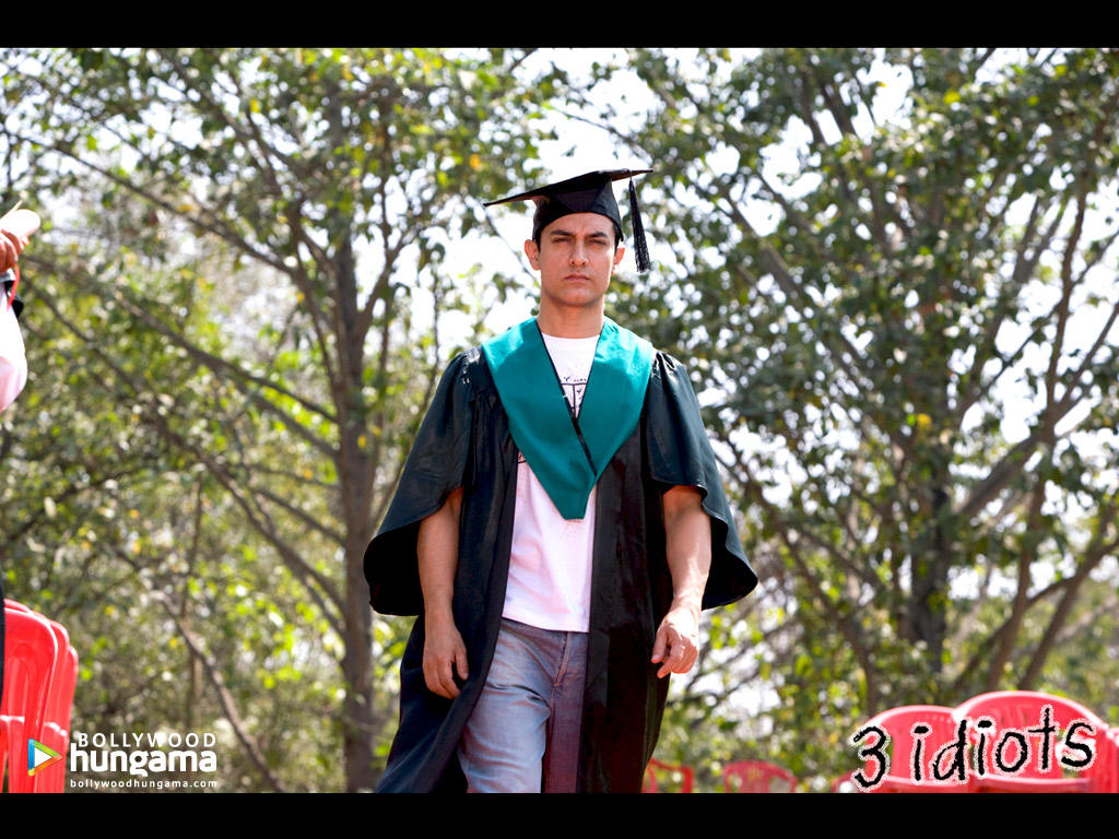 Idiots 2009 Wallpaper Idiots 2009 HD Image. Photo Aamir Khan 99