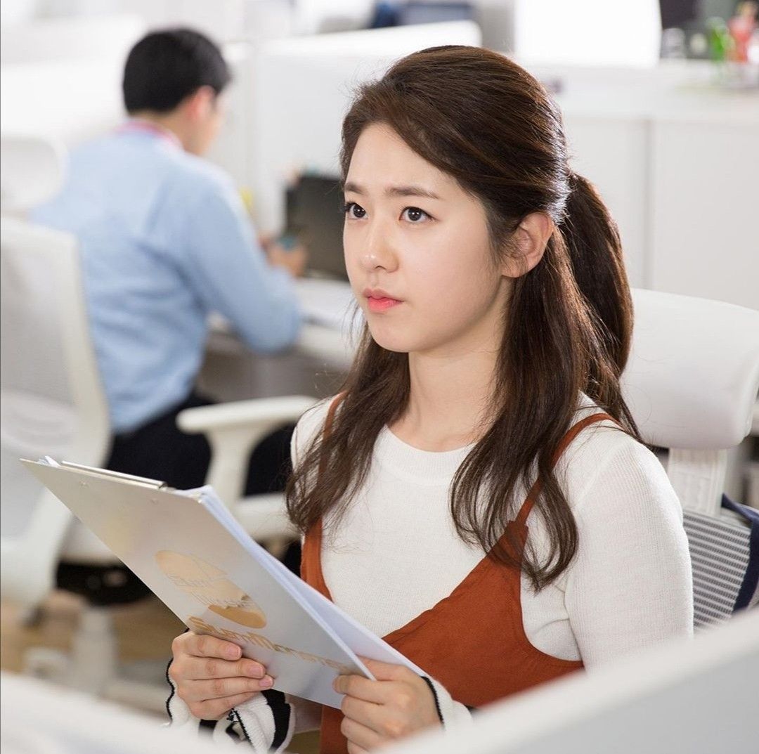 Park Hye Soo ideas. age of youth, park, introverted boss