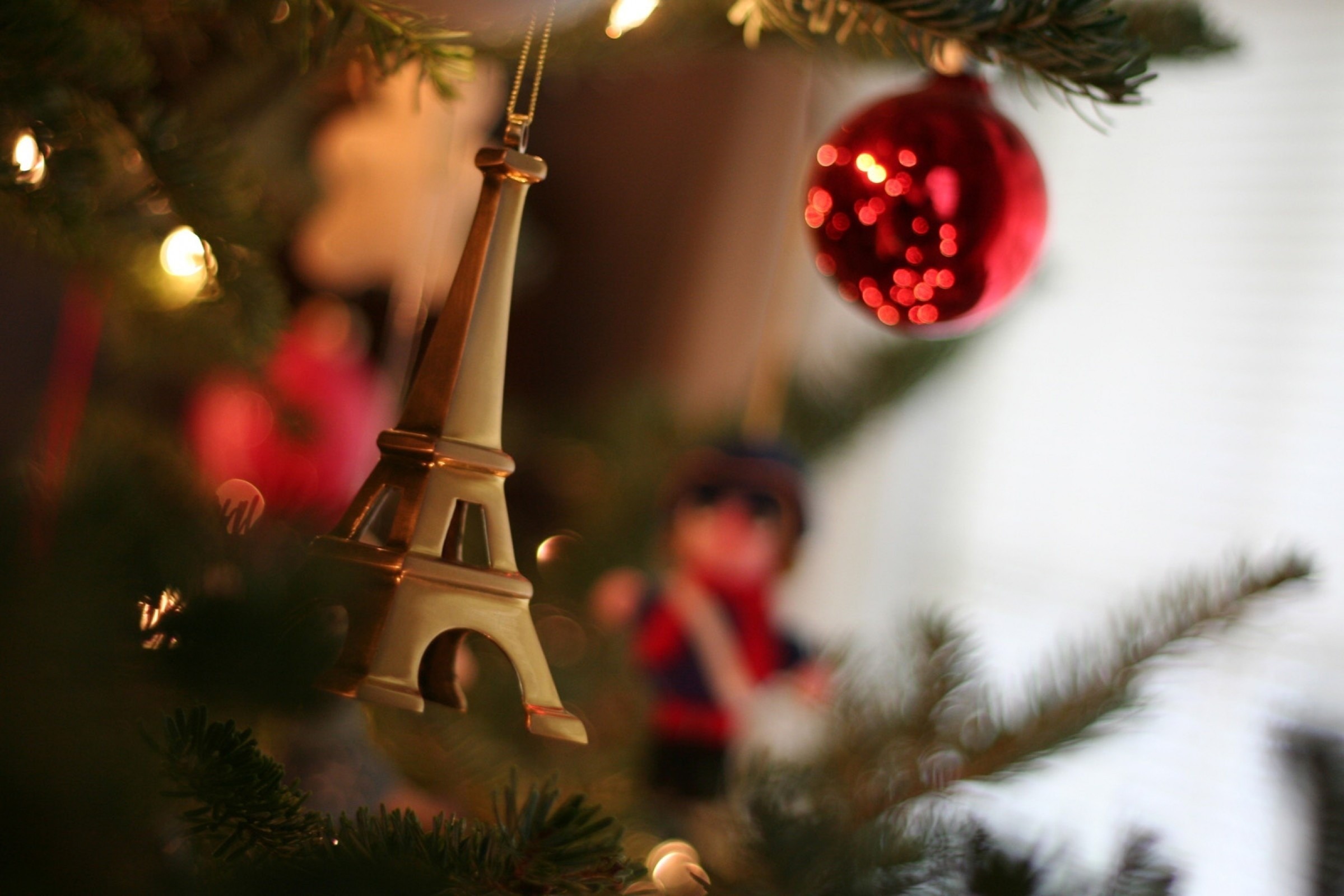 New Wallpaper HD December Photo In Paris HD Wallpaper
