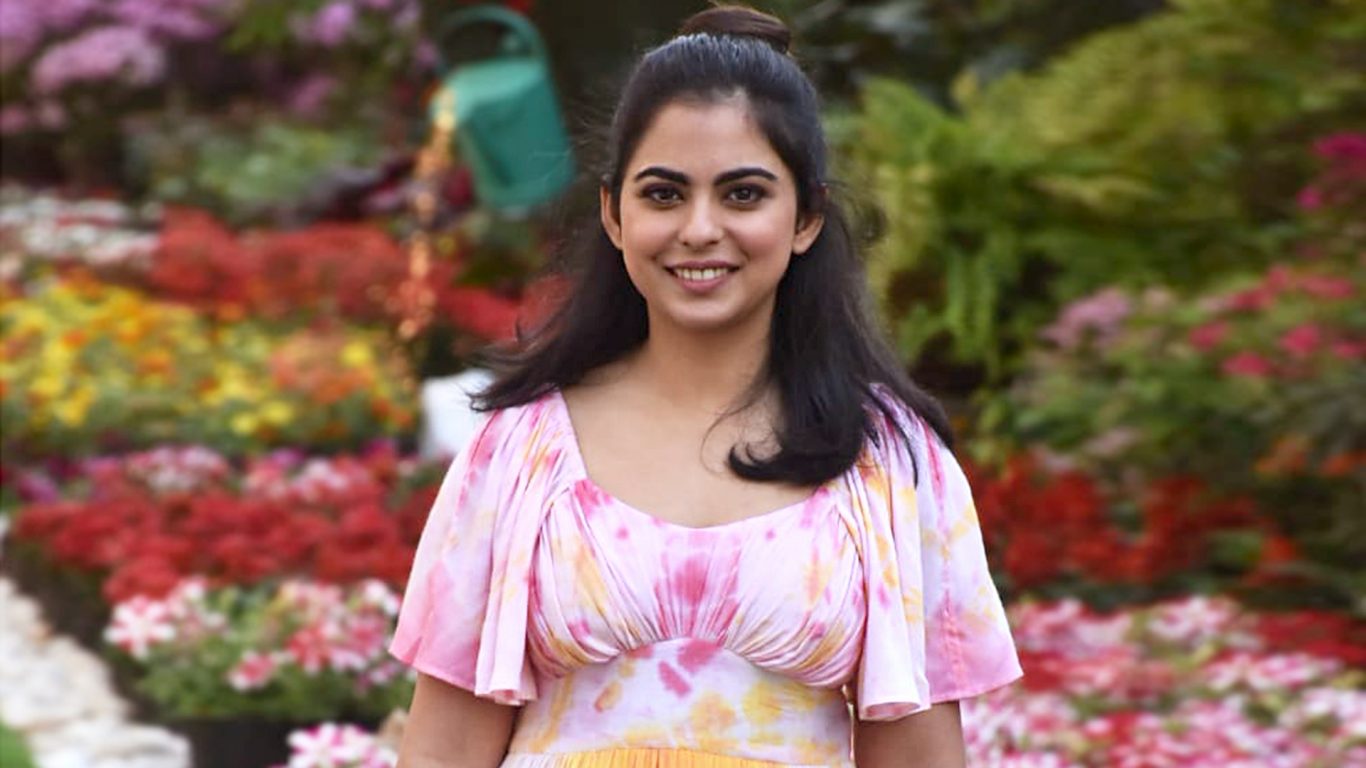 Holi Celebration At The Ambani's Letters Linked