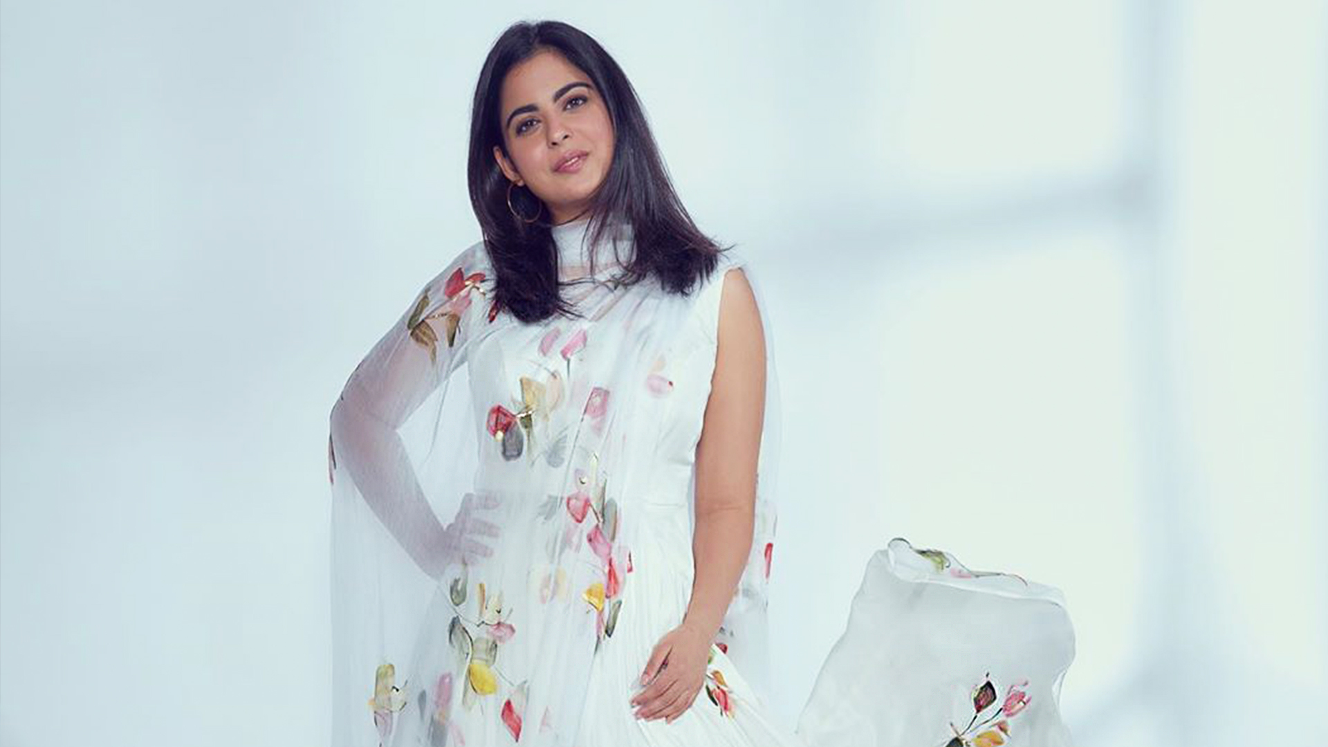 Isha Ambani Brought In Holi 2020 In A White Anarkali With Hand Painted Flowers