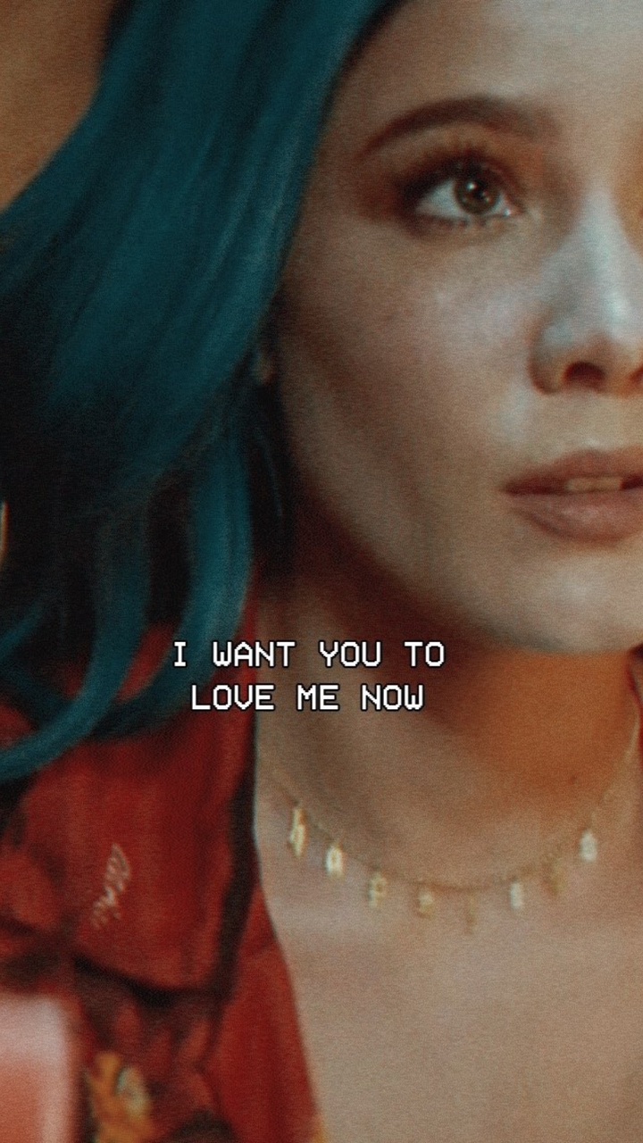 Image about music in Halsey❤ by auri.in.the.wonderland