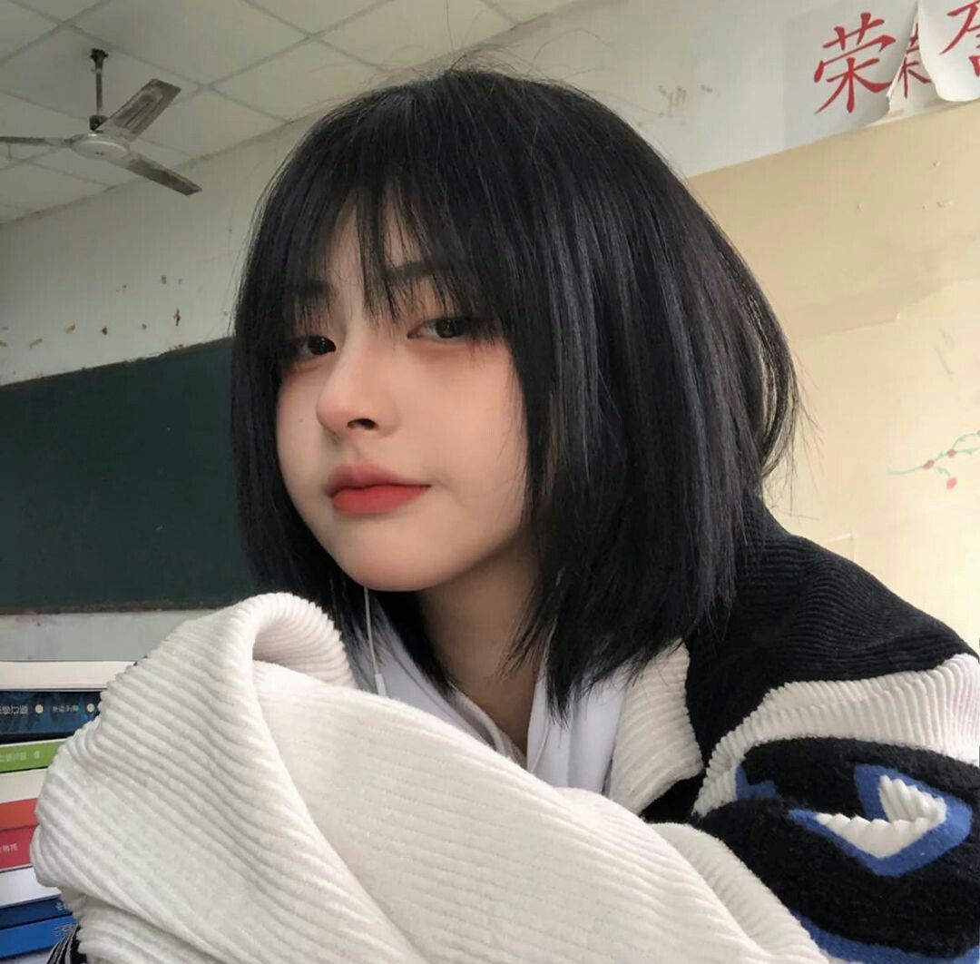 n a m i. Ulzzang short hair, Short hair tomboy, Short hair styles