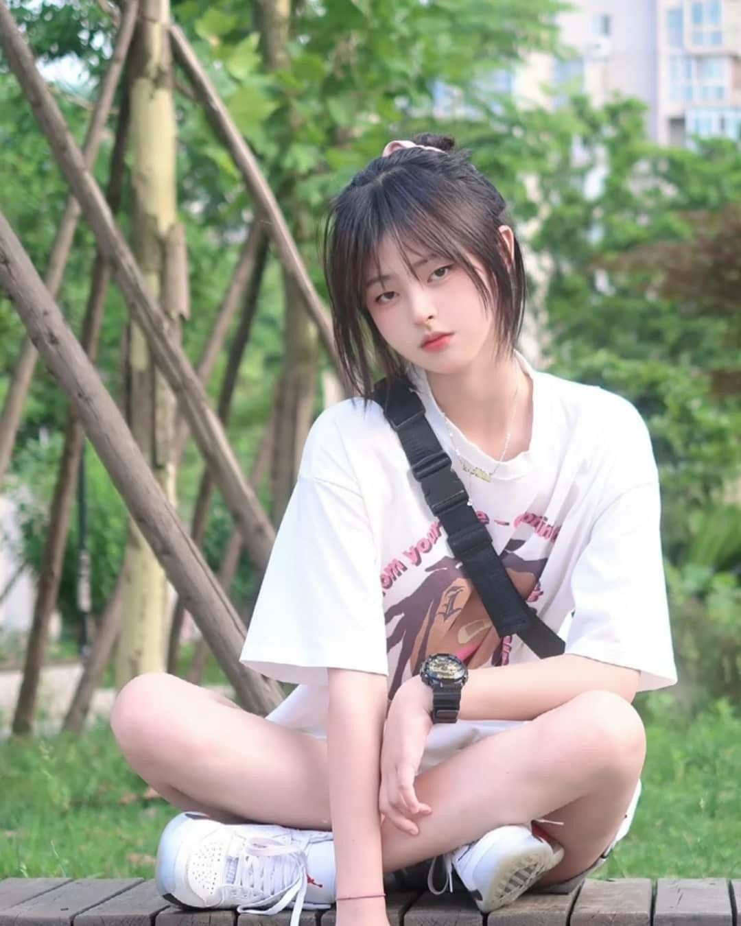 Justina xie ideas. cute girl sketch, cute girl face, short hair styles