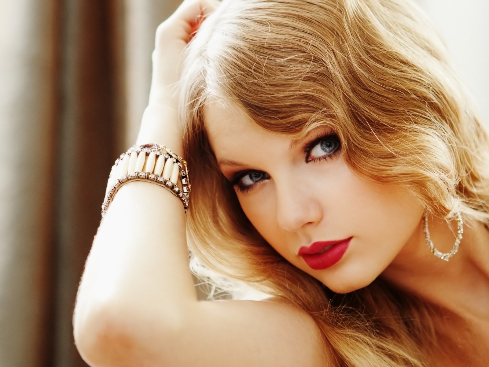 Taylor Swift Wallpaper HD