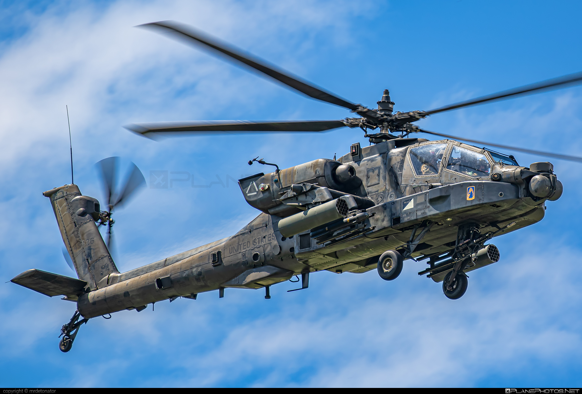 04 05426 AH 64D Apache Longbow Operated By United States Of America Army Air Force (USAAF) Taken By Mrdetonator (photoID 22783)