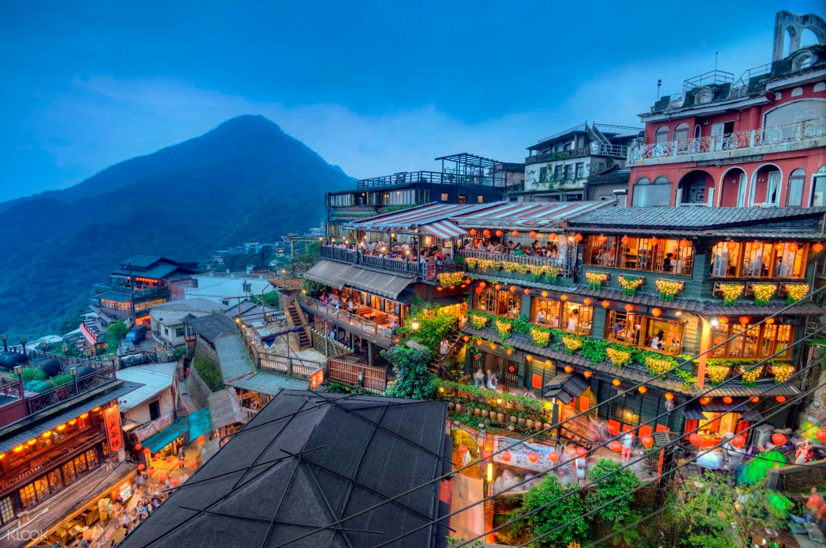 The mining village of Jiufen in Taiwan.: taiwan