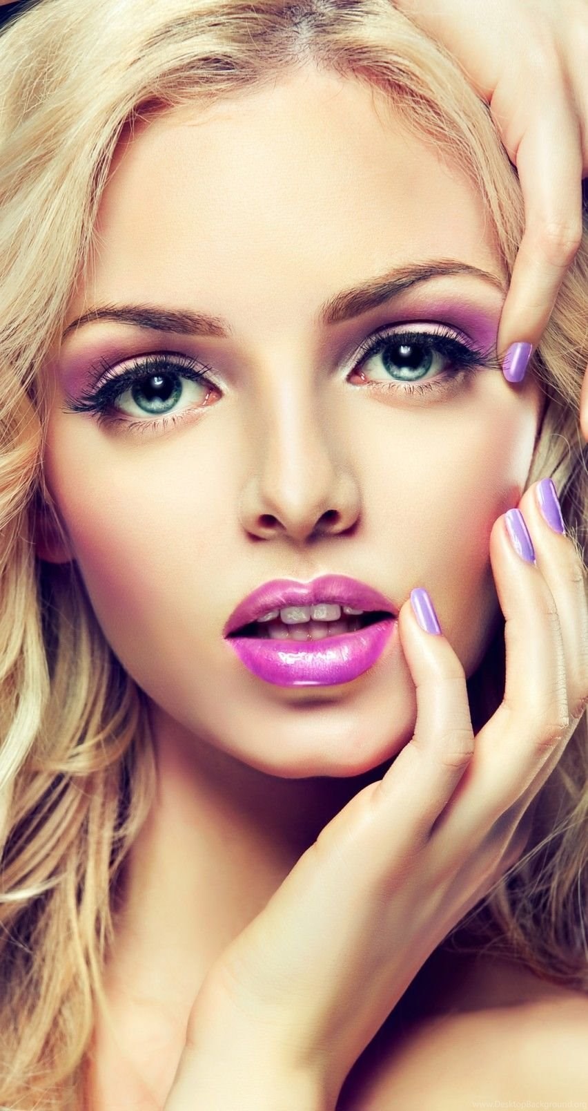 Download Beautiful Blonde Girl With Lilac Makeup HD Wallpaper Desktop Background