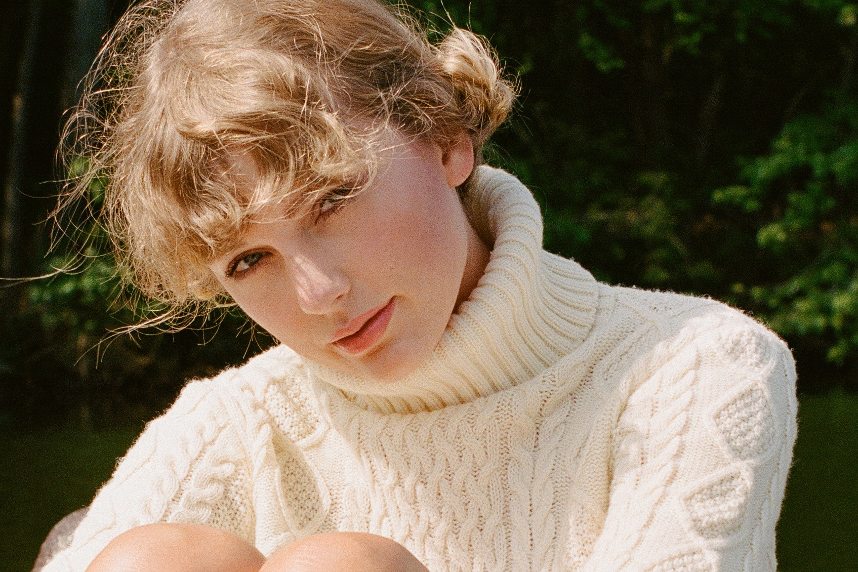 Taylor Swift Announces Ninth Album 'Evermore'