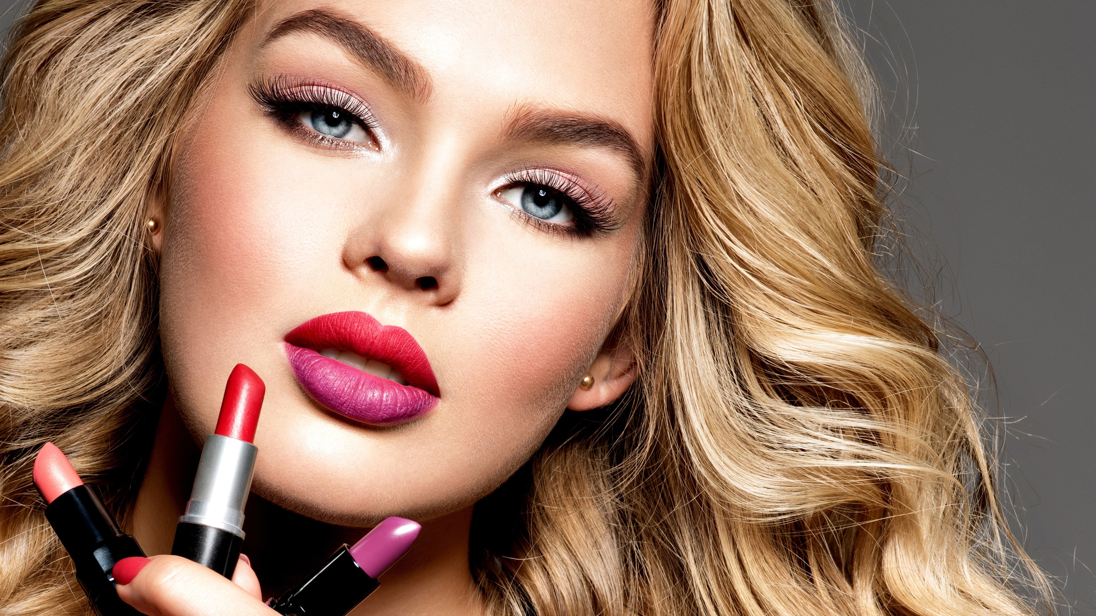 Blonde Blue Eyes Face Girl Lipstick Wallpaper:3840x2160