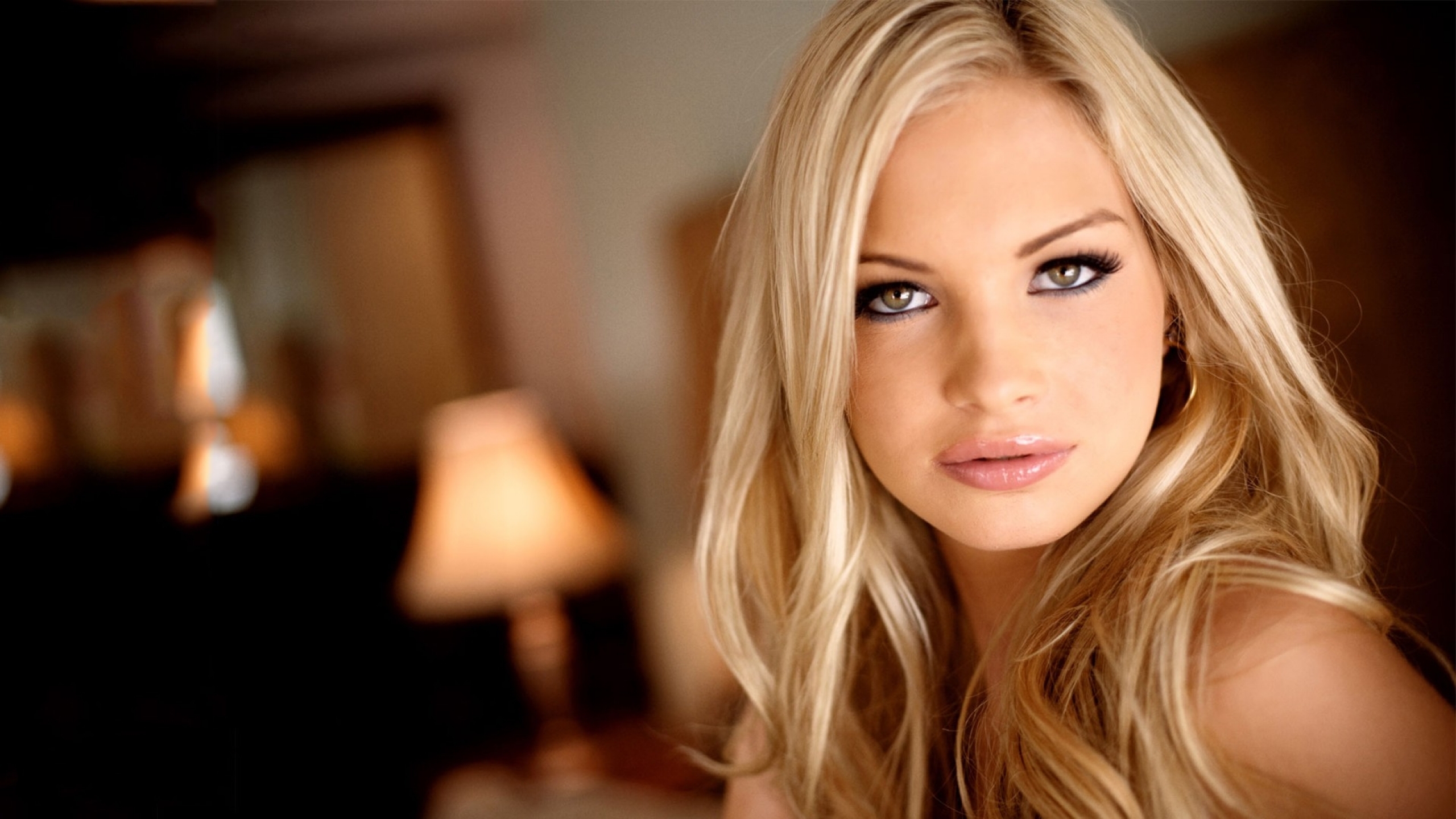 Download Latest HD Wallpaper of, Celebrities, Blondes