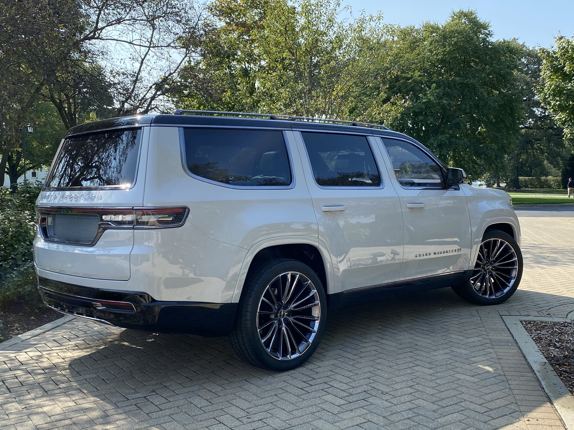 things to know about the Jeep Grand Wagoneer concept