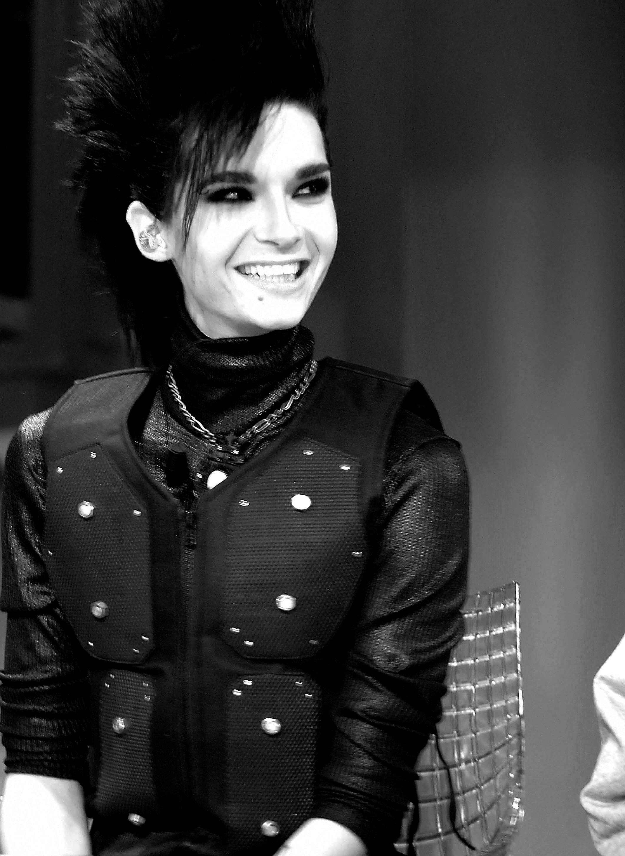 Билл каулитц биография. Билл Каулитц. Tokio Hotel Bill Kaulitz. Билл Каулитц 2007. Bill Kaulitz (Билл Каулитц).