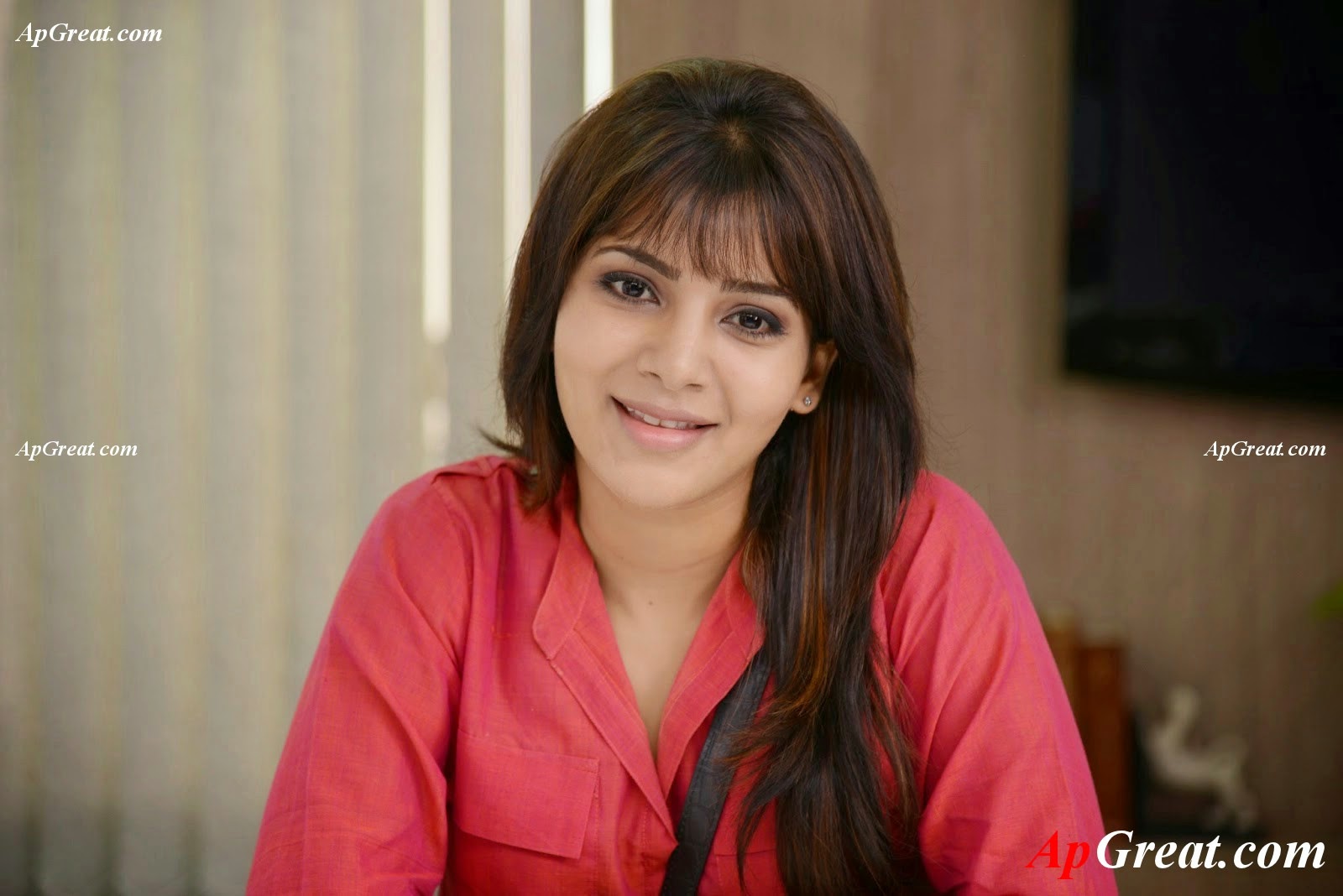 HQ Wallposters: Samantha Cute HQ Wallpaper