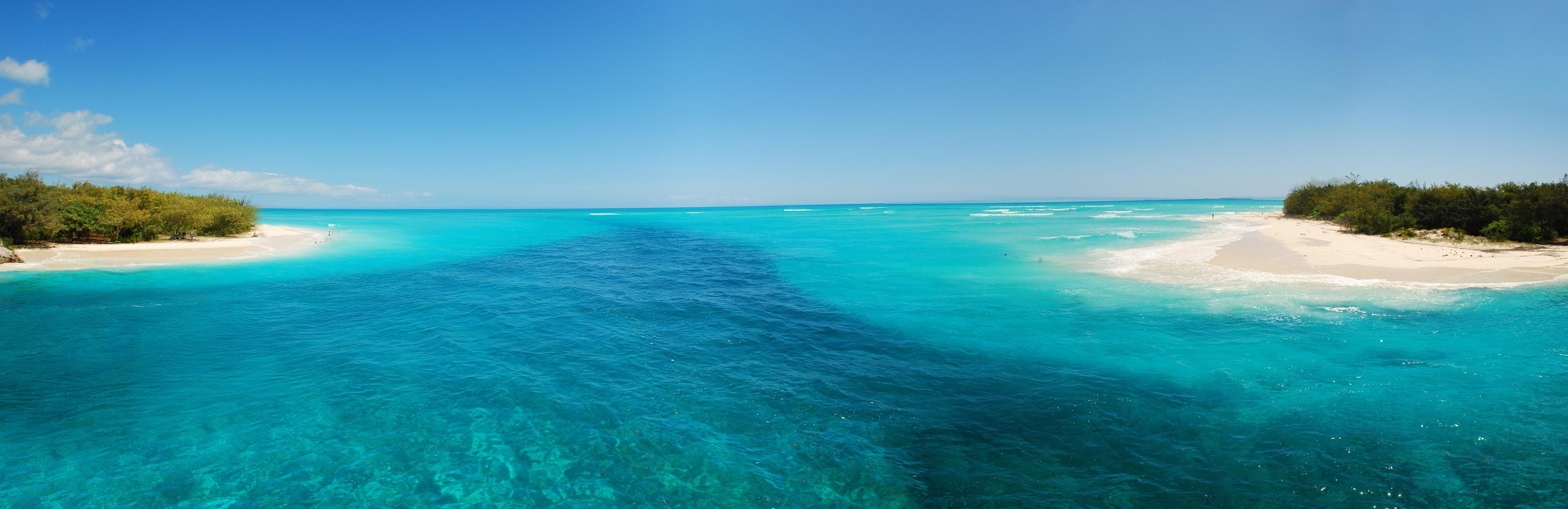 Two Islands Dual Screen Wallpaperx1249