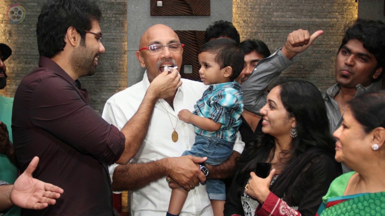 Actor Sathyaraj Family Photo with Wife, Son Sibiraj, Daughter Divya Pics