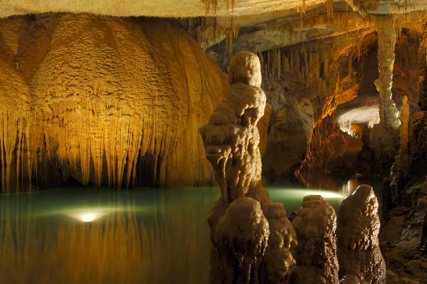 Lebanon) full day tour to the Jeita Grotto. free download wallpaper