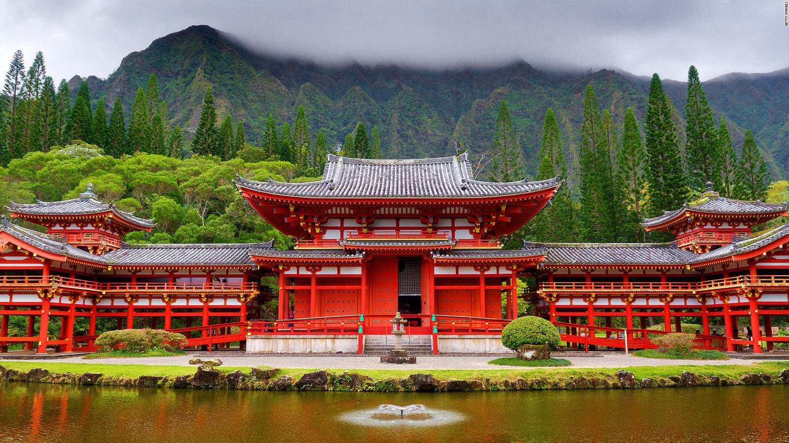 Japanese temples: 17 stunning shrines travelers will love
