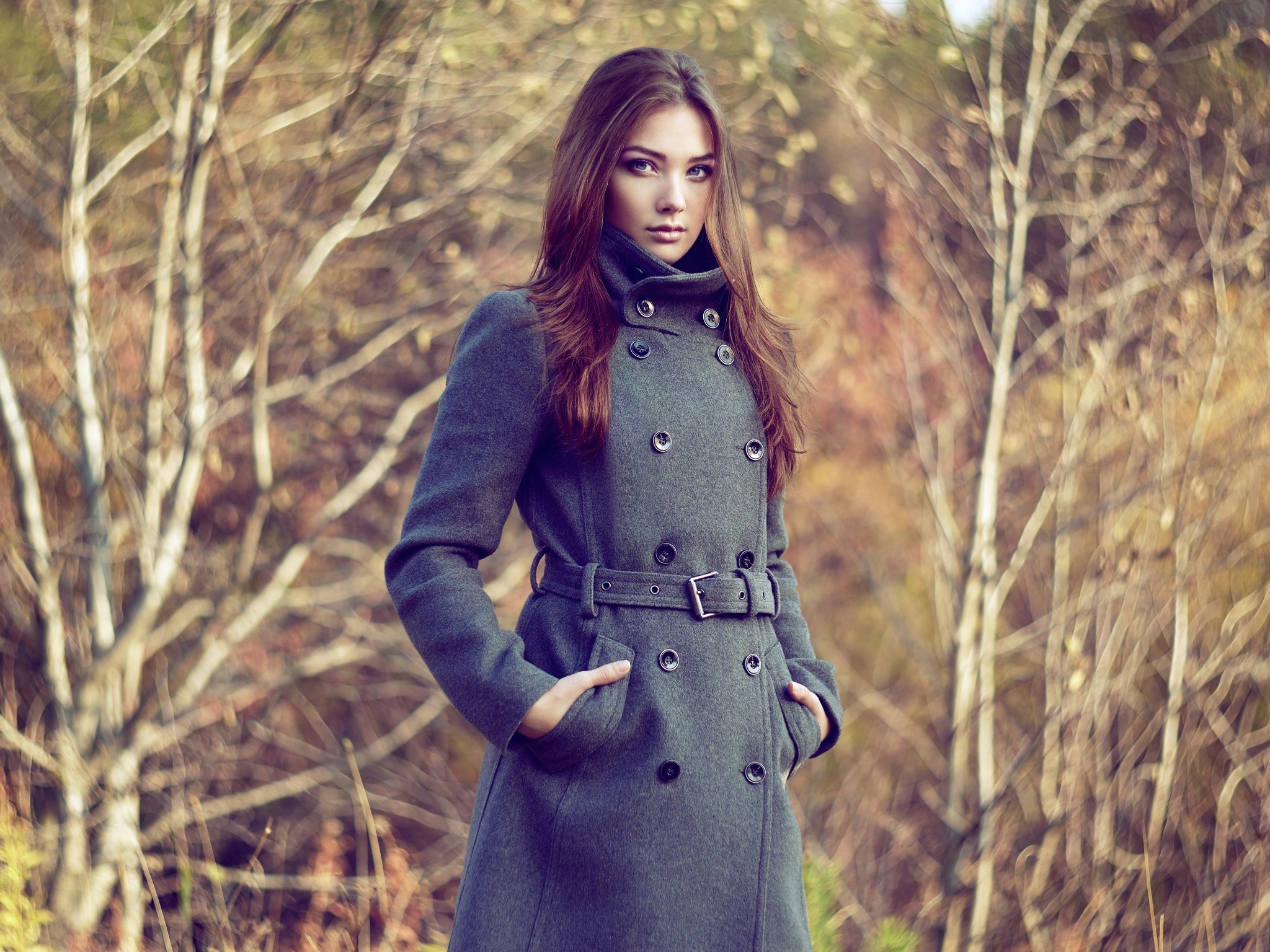 Wallpaper, trees, forest, fall, women, model, brunette, winter, dress, coats, fashion, spring, clothing, autumn, girl, beauty, season, photograph, portrait photography, photo shoot, outerwear 2048x1536