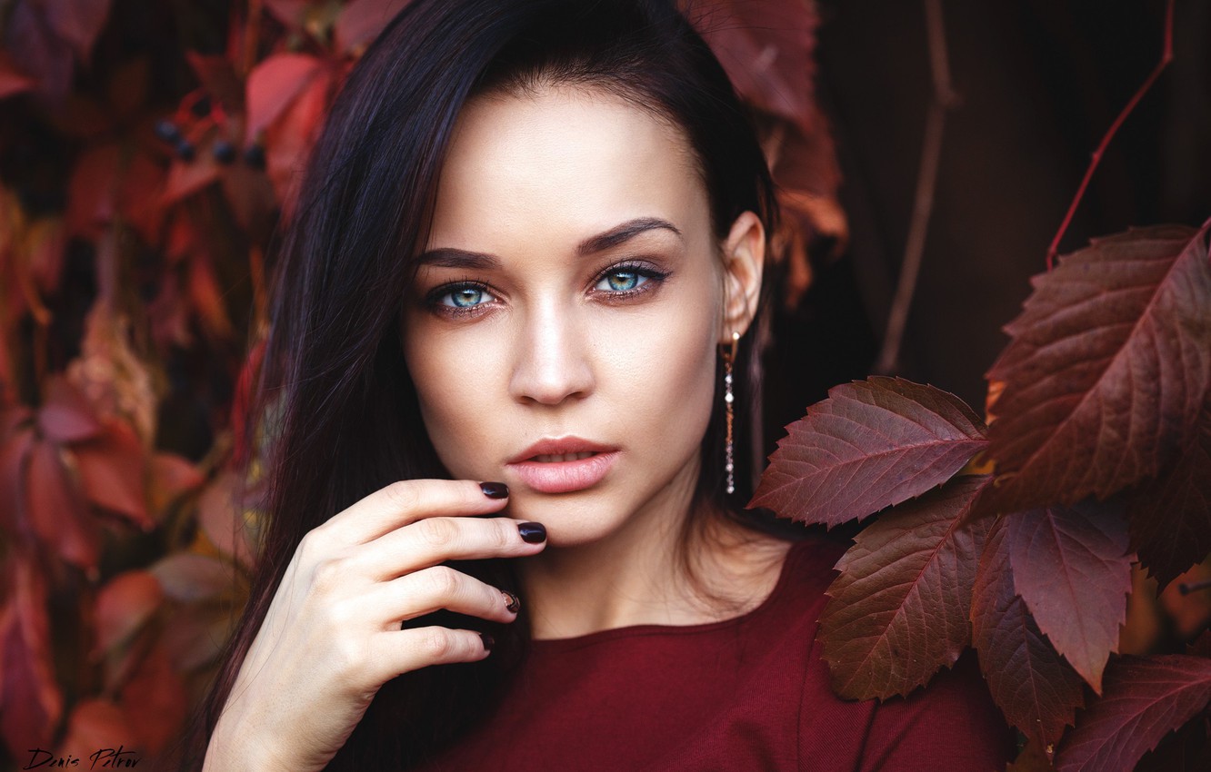 Wallpaper Autumn, Look, Leaves, Girl, Face, Red, Clothing, Earrings, Makeup, Brunette, Touch, , Beautiful, Blue Eyed, Cute, Beauty Image For Desktop, Section девушки