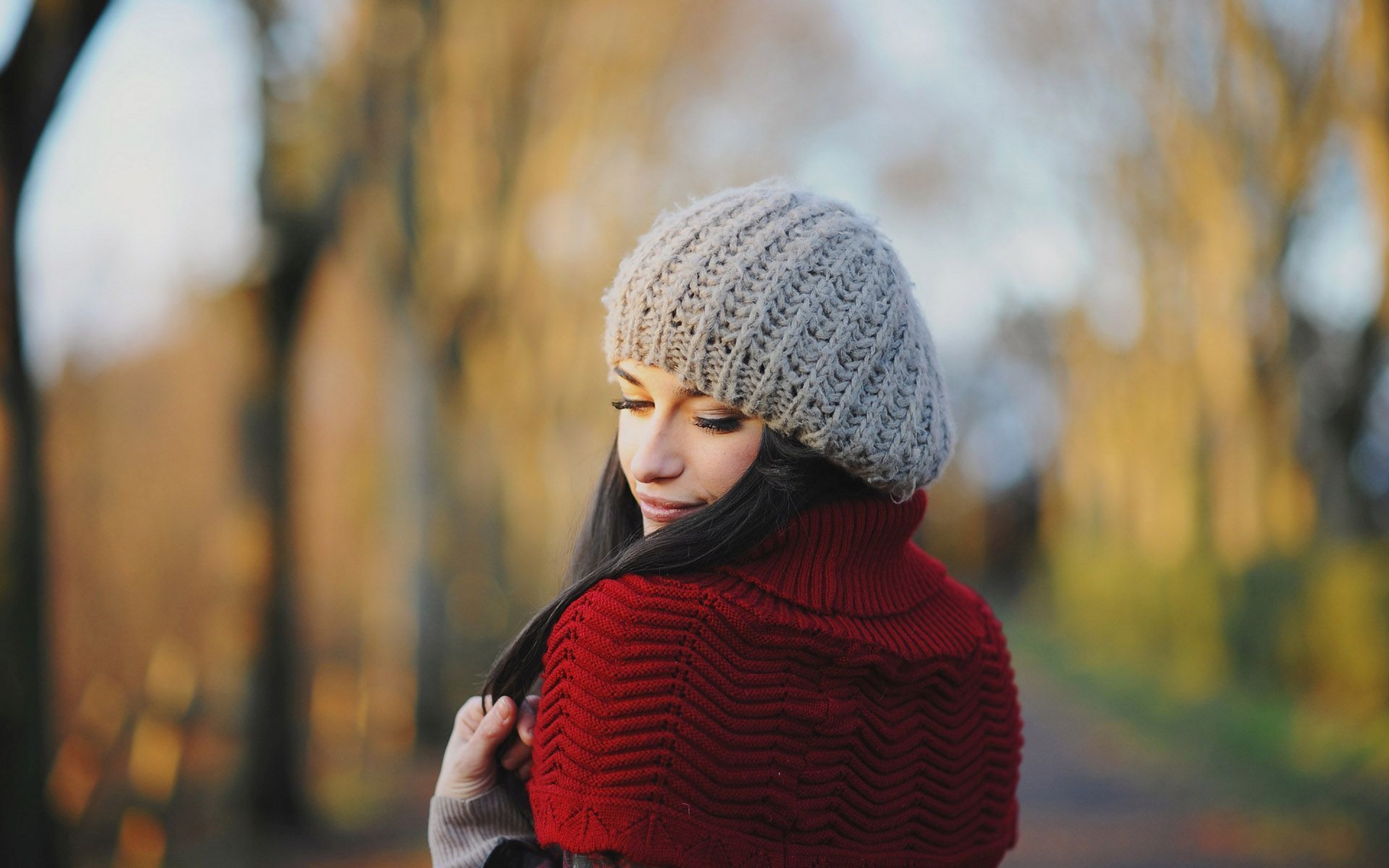 Wallpaper, brunette, hat, winter, beanie, Person, clothing, ART, color, autumn, child, girl, beauty, season, cap, portrait photography, fashion accessory 2880x1800