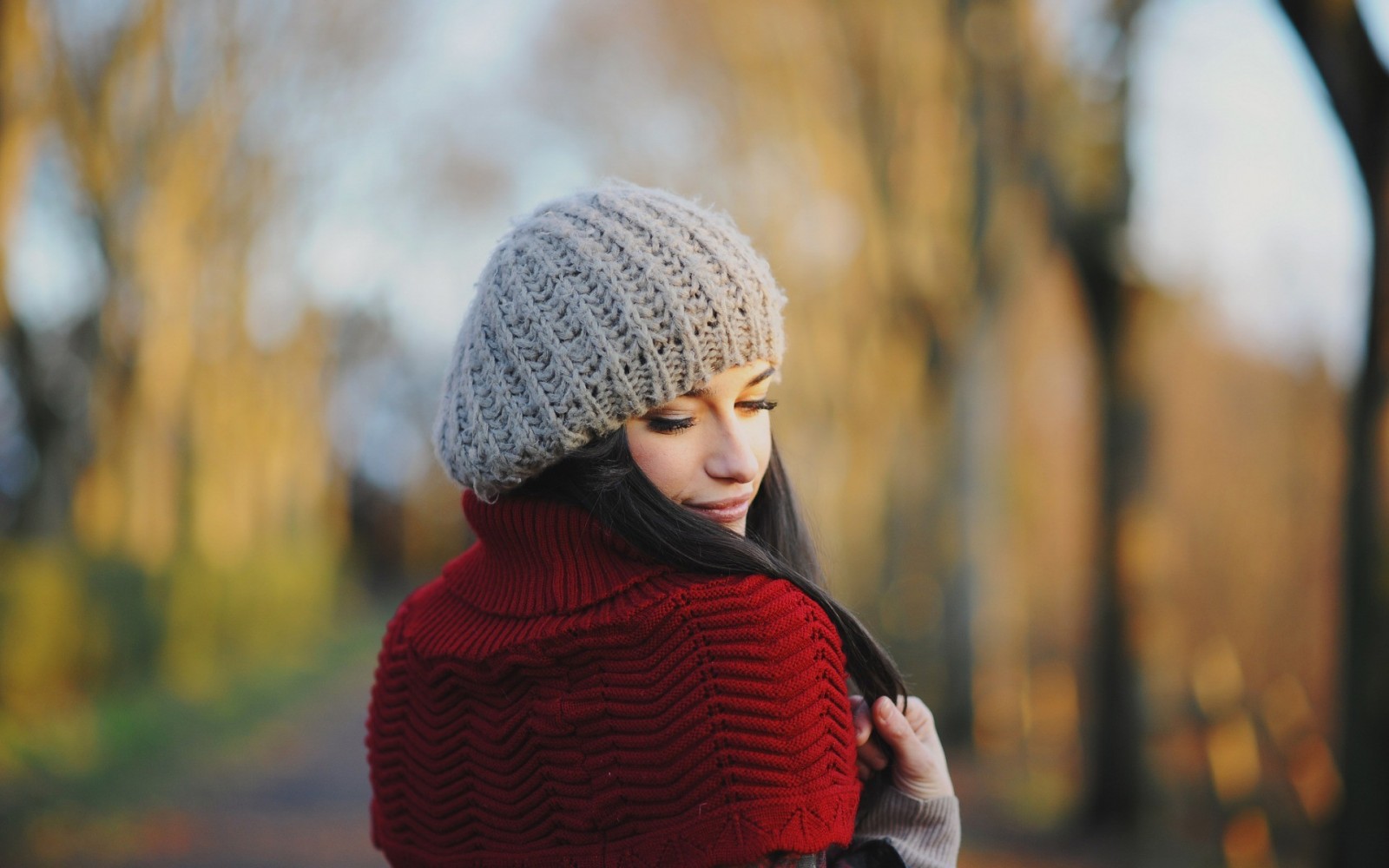 people, women outdoors, women, model, portrait, looking away, brunette, red, hat, winter, photography, dress, millinery, rear view, fashion, knit hat, spring, Person, clothing, ART, color, autumn, child, girl, beauty, season, cap