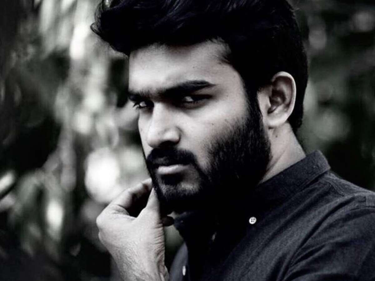 SR Kalyanamandapam Wallpaper