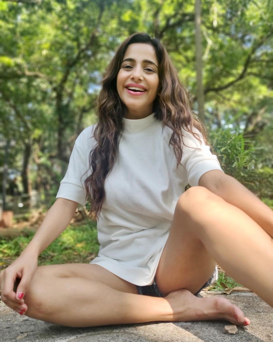 Kate Sharma's Feet << wikiFeet