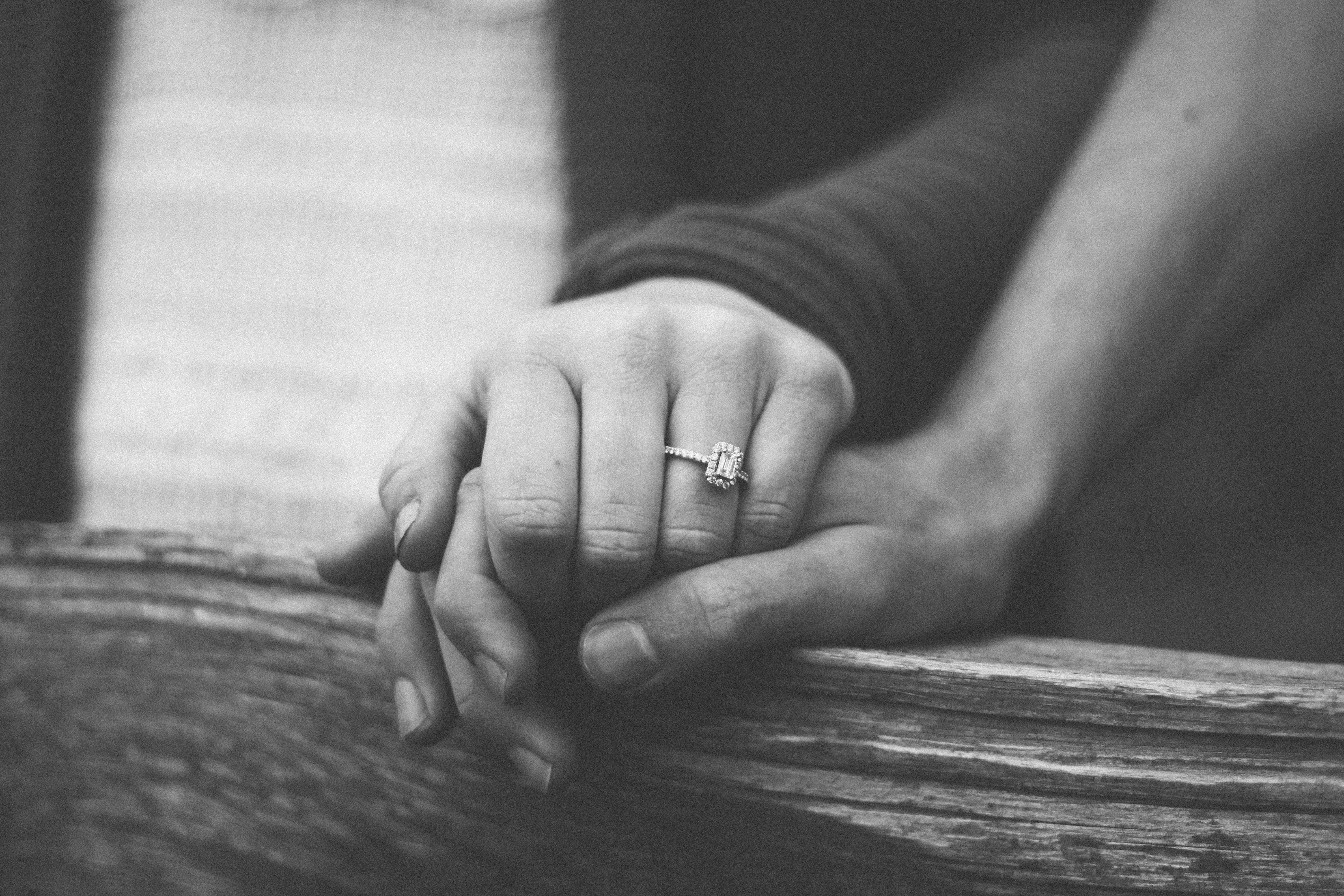 5283257 / 4752x3168 romance, engaged, holding hands, jewelry, love, person,...