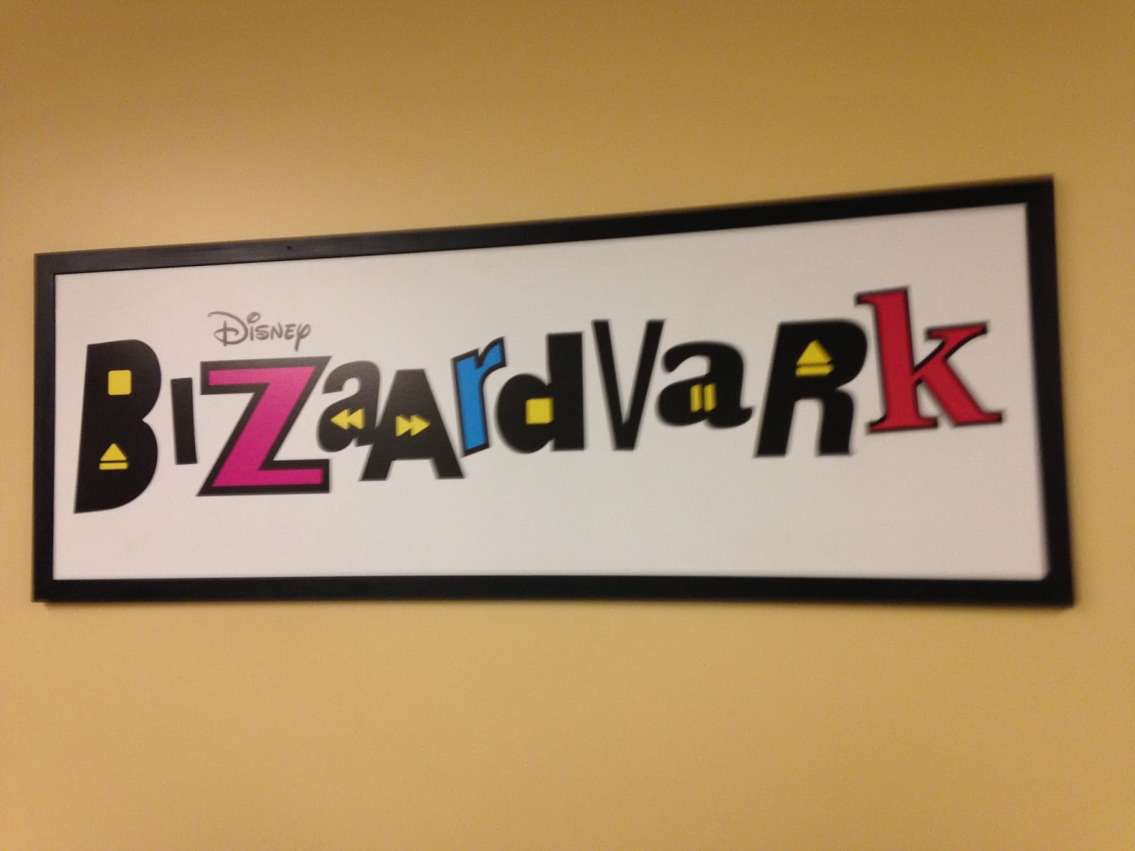 Chatting With The Cast Of #Bizaardvark! #BizaardvarkEvent