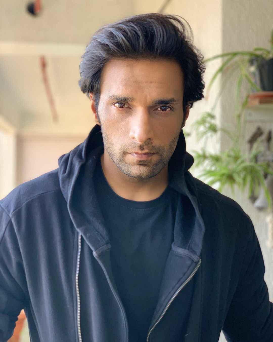 Ziddi Dil Maane Na (SAB TV) Serial Cast & Crew, Actors, Roles, Wiki & More