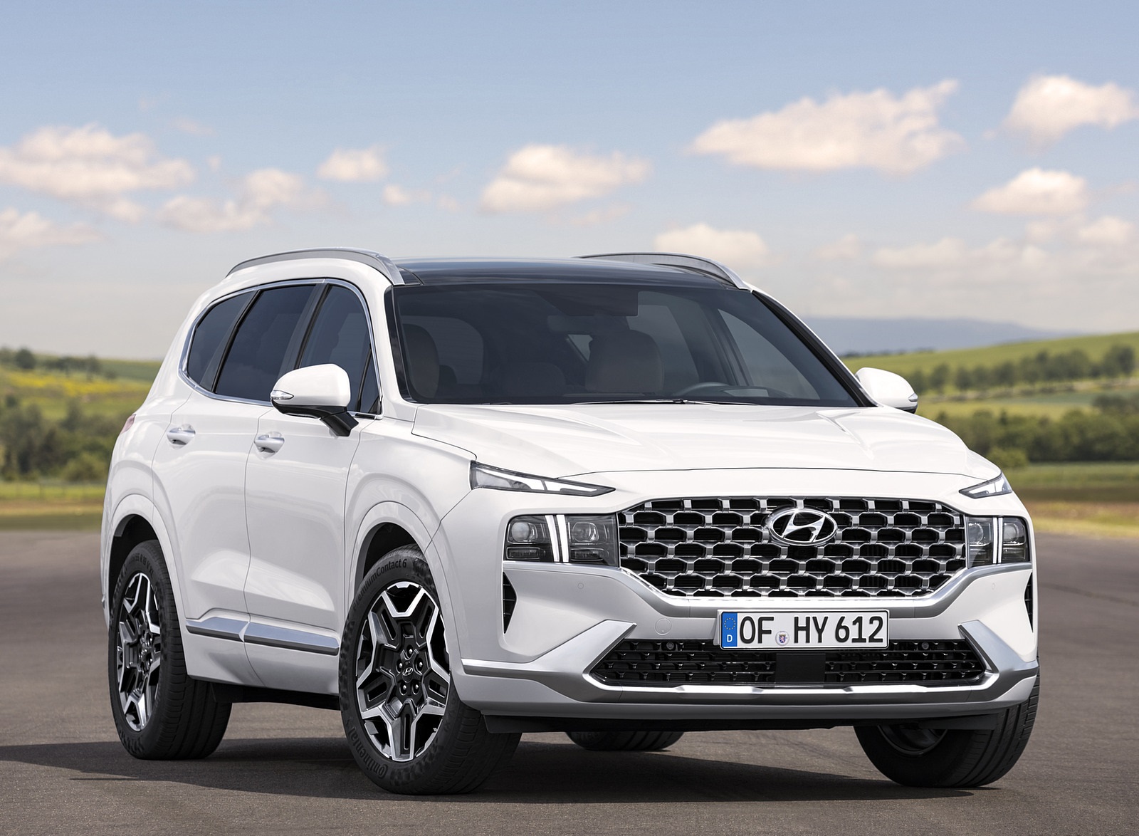 Hyundai Santa Fe Wallpaper (HD Image)