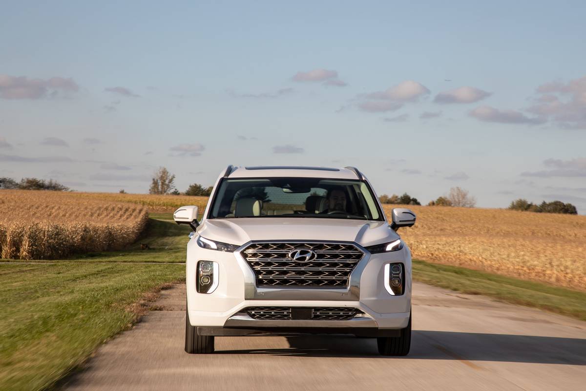 Hyundai Palisade Pros and Cons