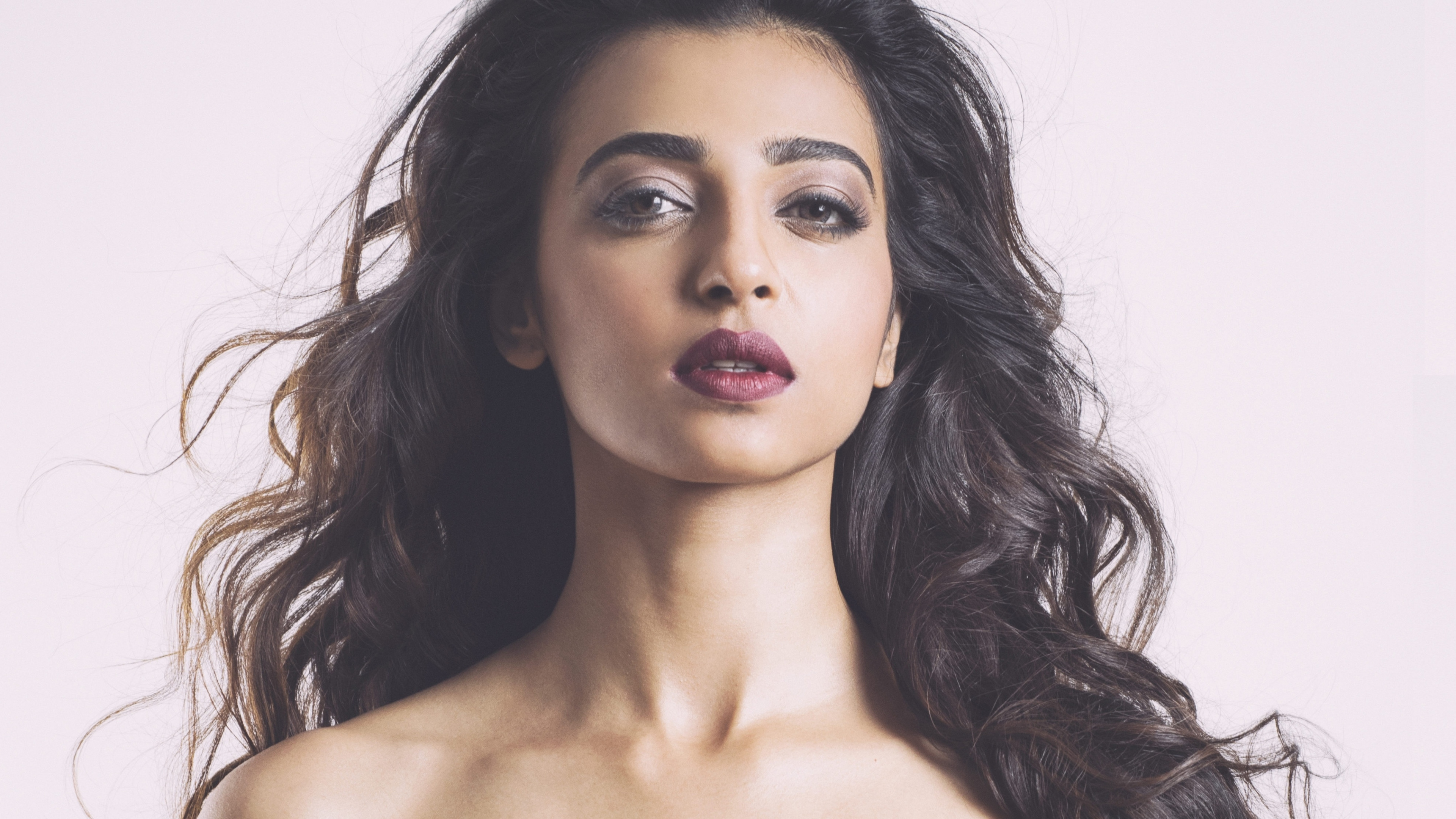 Radhika Apte, Actress, Makeup, Hot, 2018, Wallpaper