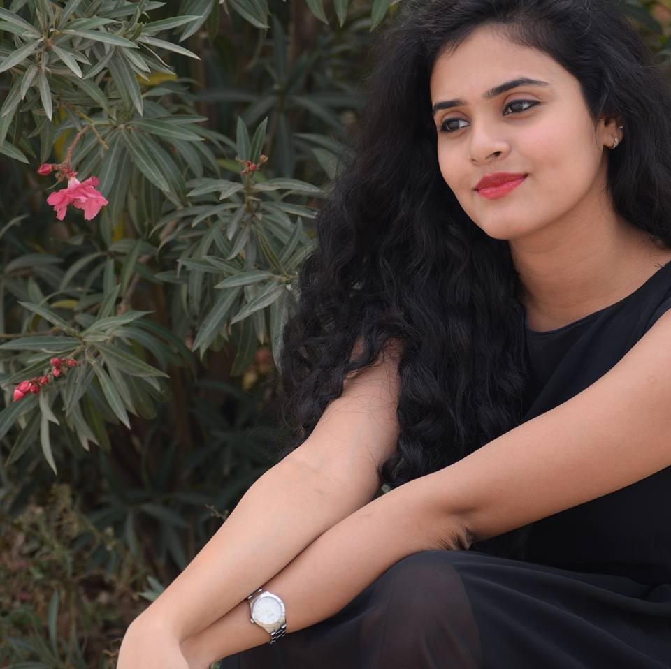 Kerintha movie fame Sukrithi photo