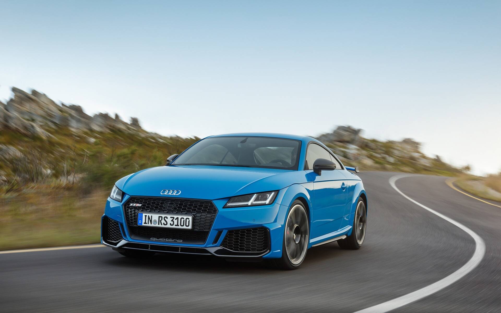 Audi TT Photo 1 Car Guide