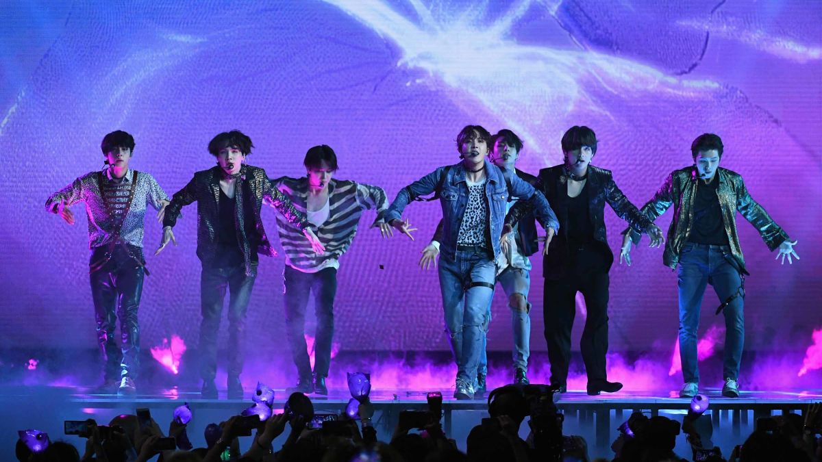BTS debuts single at Billboard Music Awards