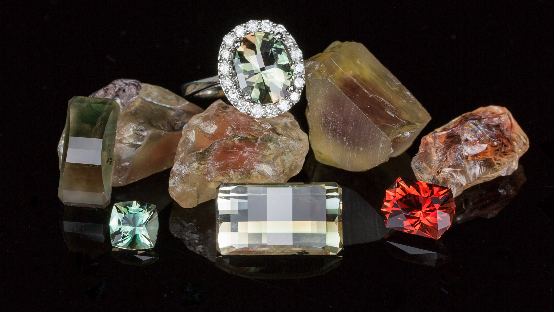 Photographing Gems and Jewelry's Treasury