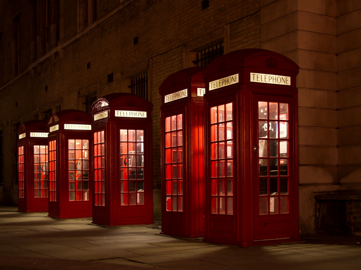 Desktop Wallpaper Red Telephone Booths, HD Image, Picture, Background, Njjvpj