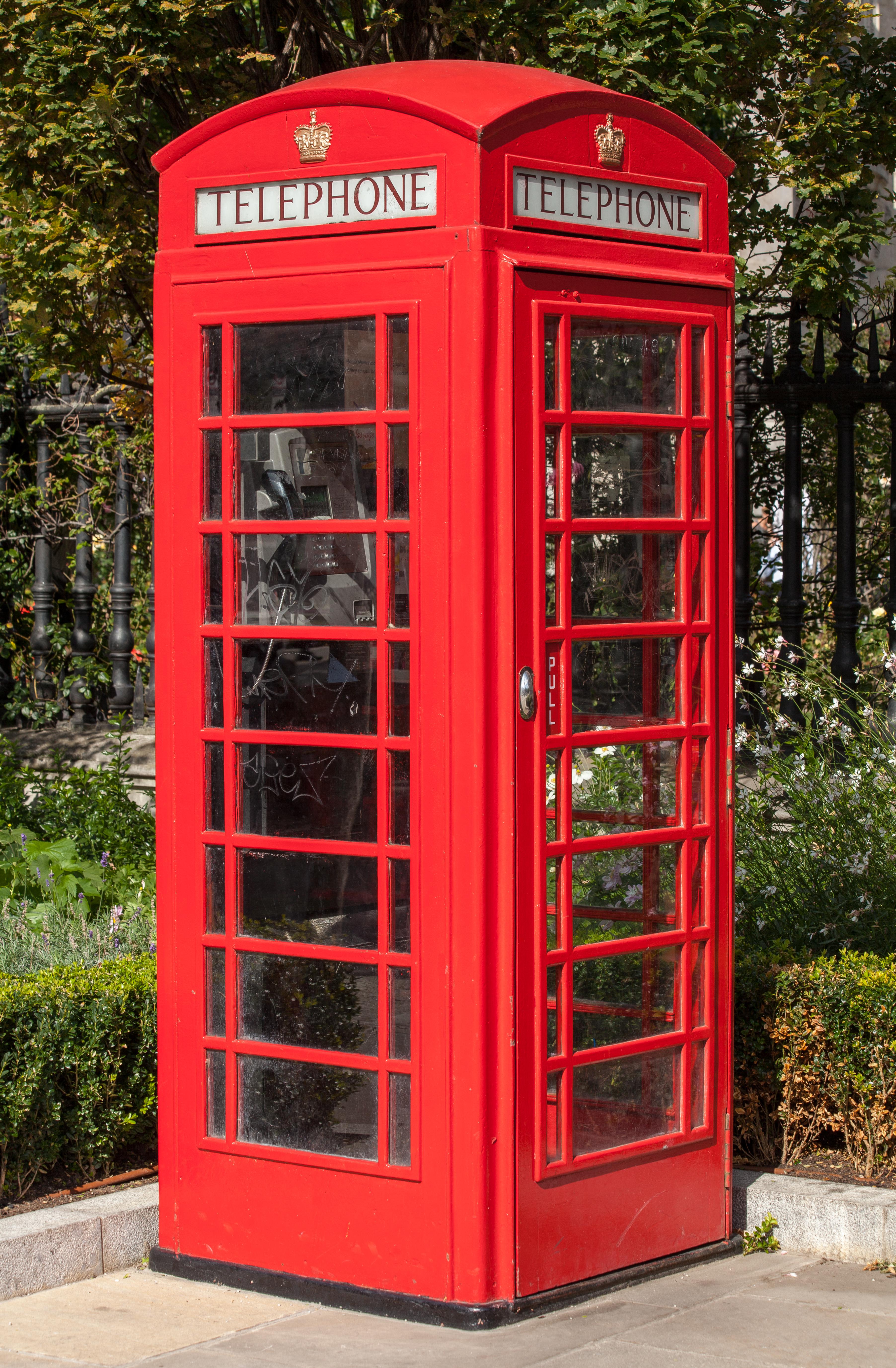 Phone booth in London, FO/ wallpaper collection