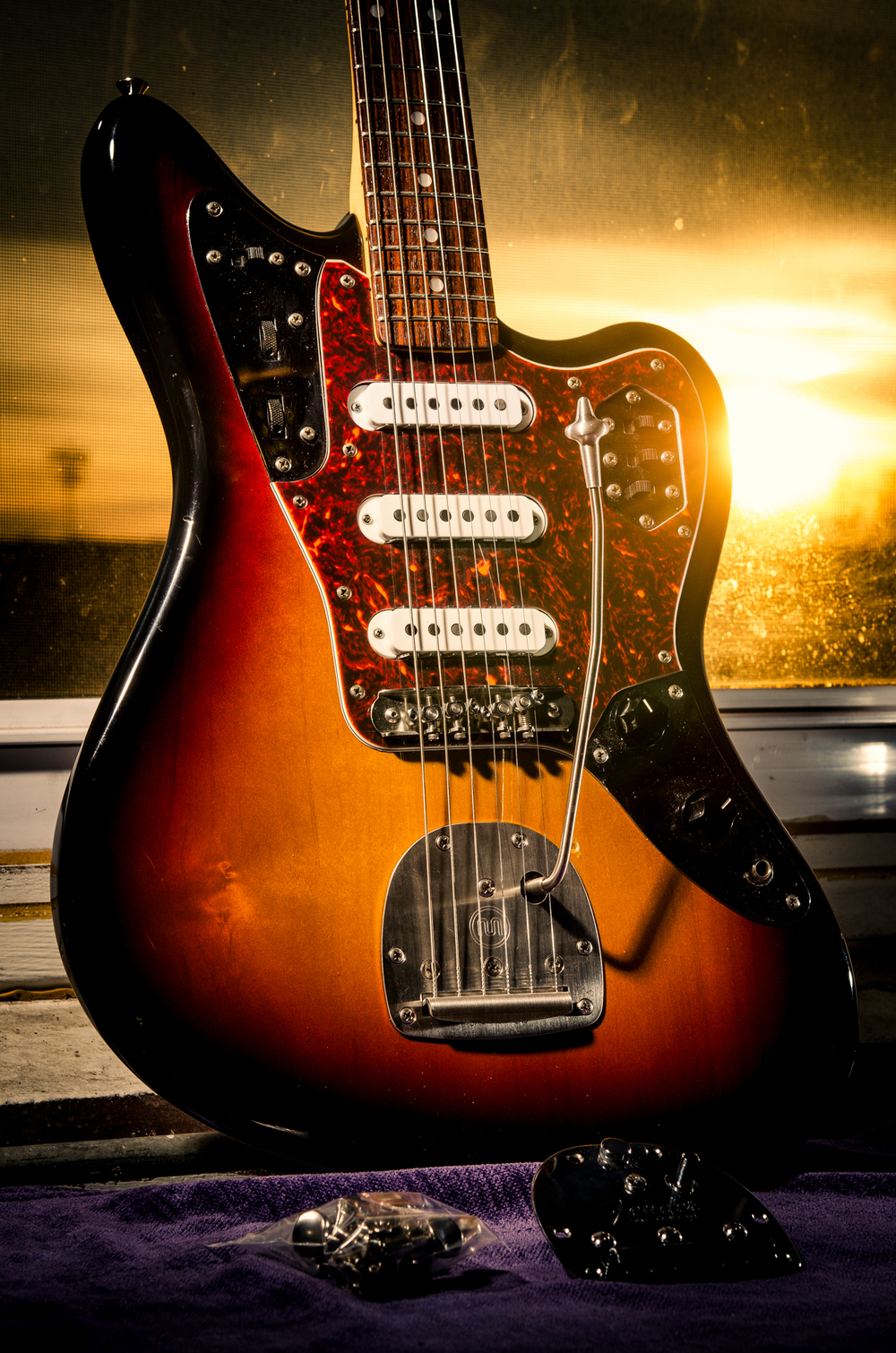 Mastery Vibrato - 1997 Fender Jaguar [9.2 lbs]