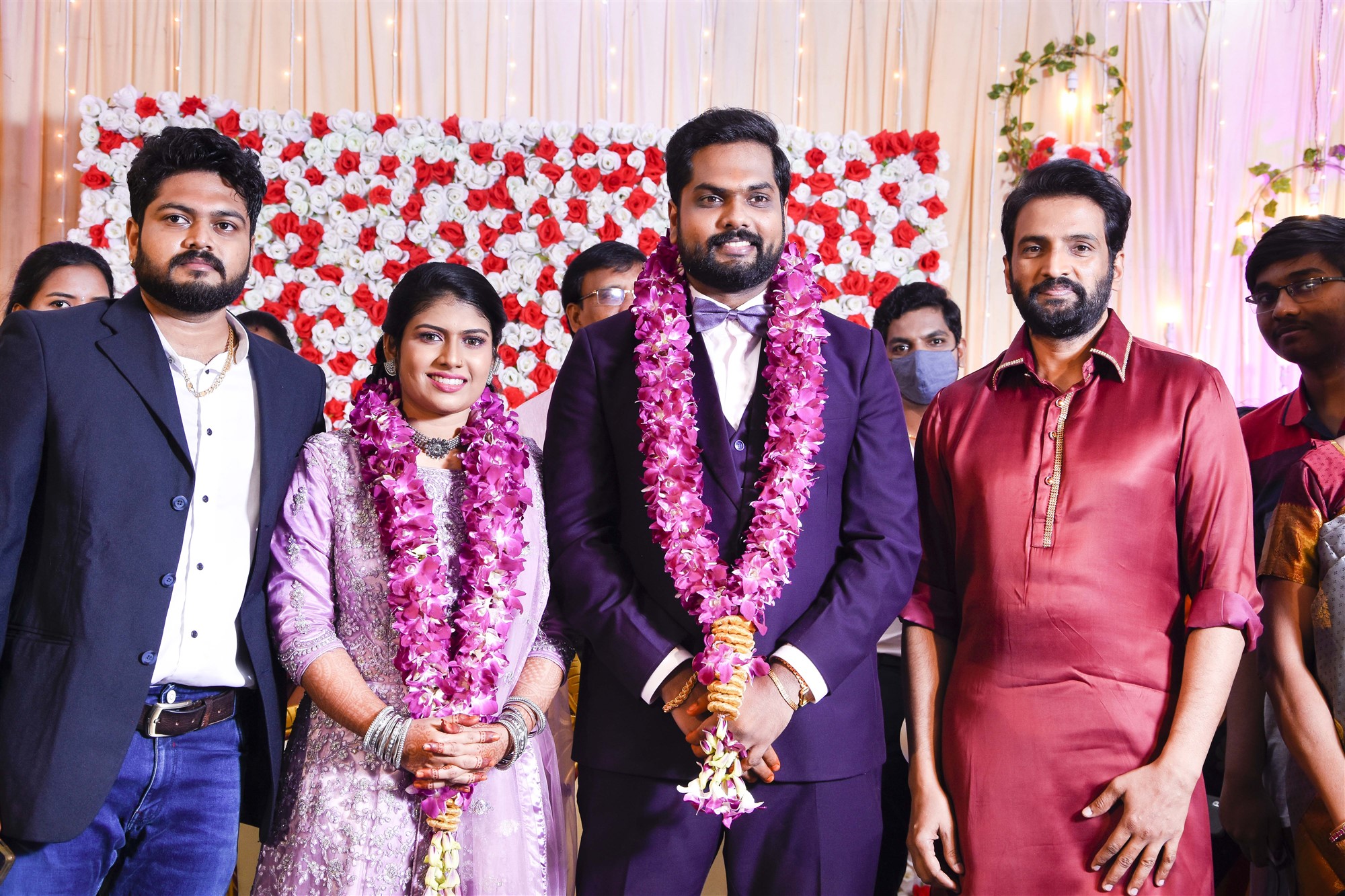Dikkiloona Movie Director Karthik Yogi Wedding Image HD