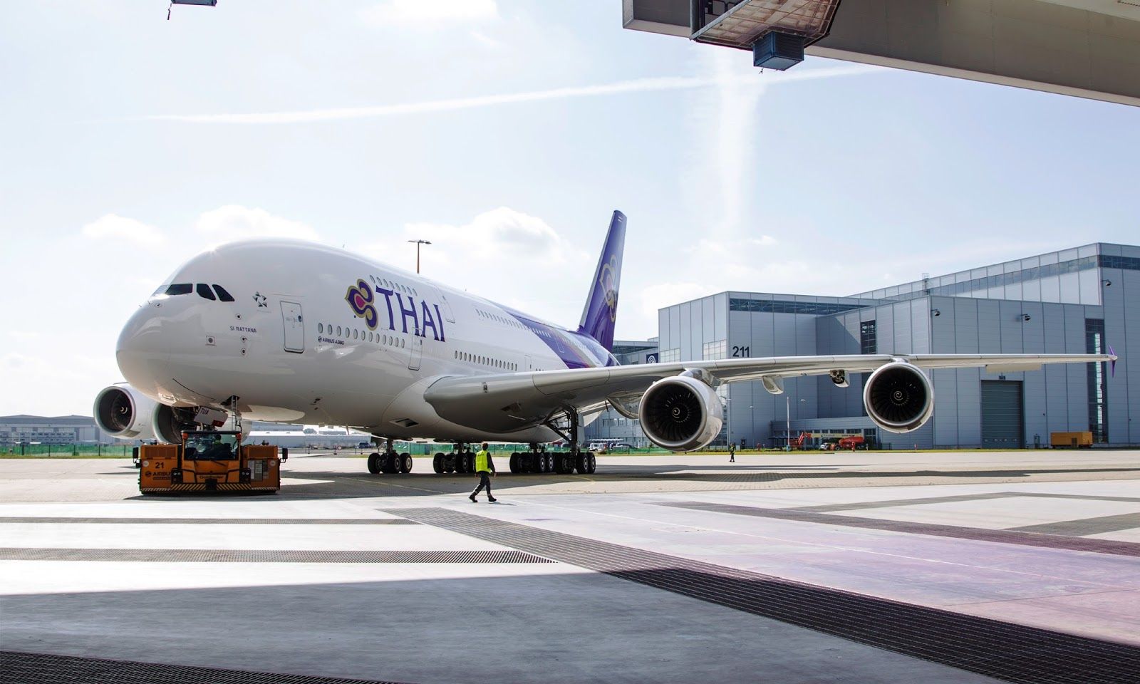 Thai Airways Wallpaper