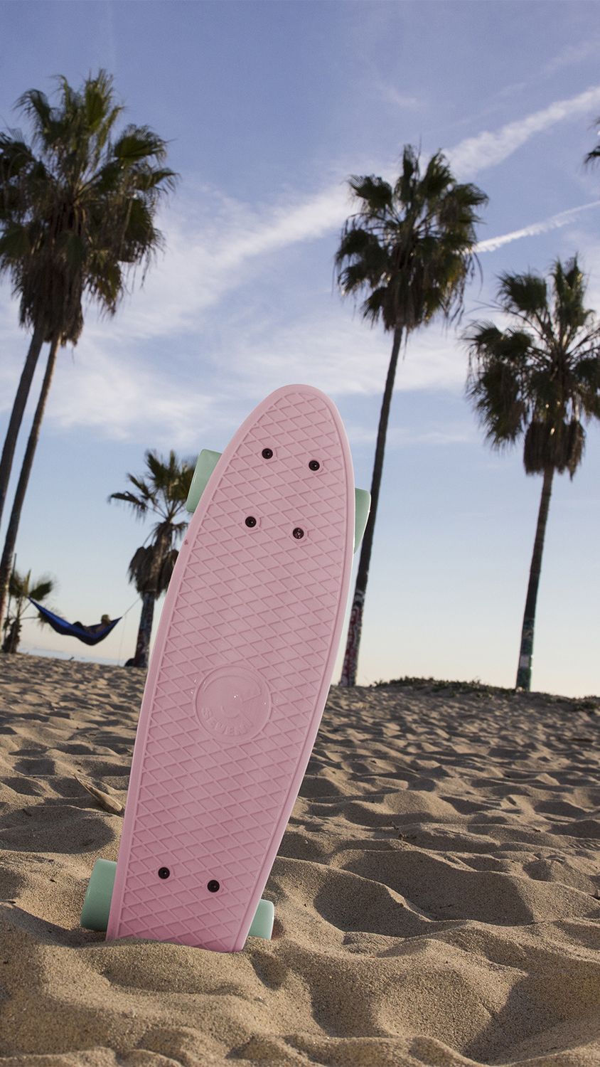 California skate vibes ✌. Skateboard photography, Skateboard, Skateboard design