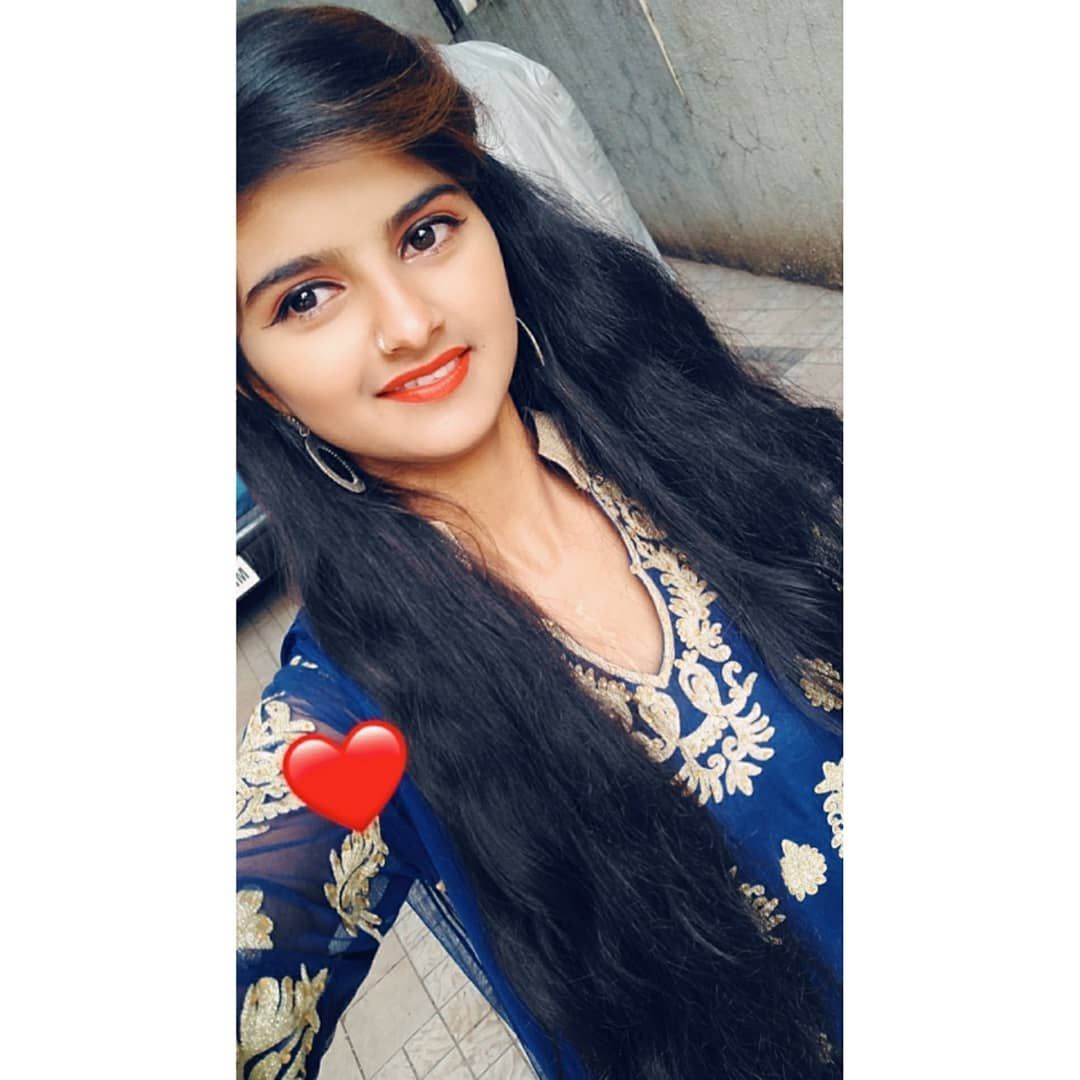 Saniya Shaikh is Famously Known as Tik Tok Star, Model, Influencer, Lip Sync Artist and Dancer.Saniya Shai. Cute love couple, Beautiful little girls, Stylish girl